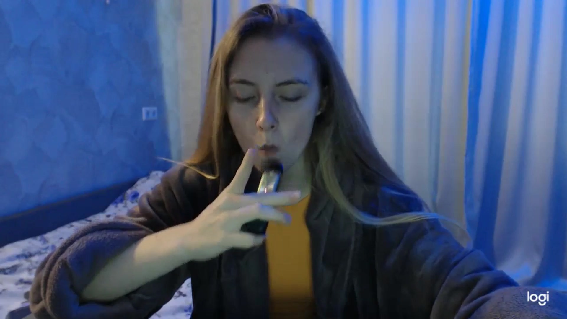 Gallery image thumbnail from LilCutie's myfreecams stream on, 05/24/2024, 13:37 image 12 of 20