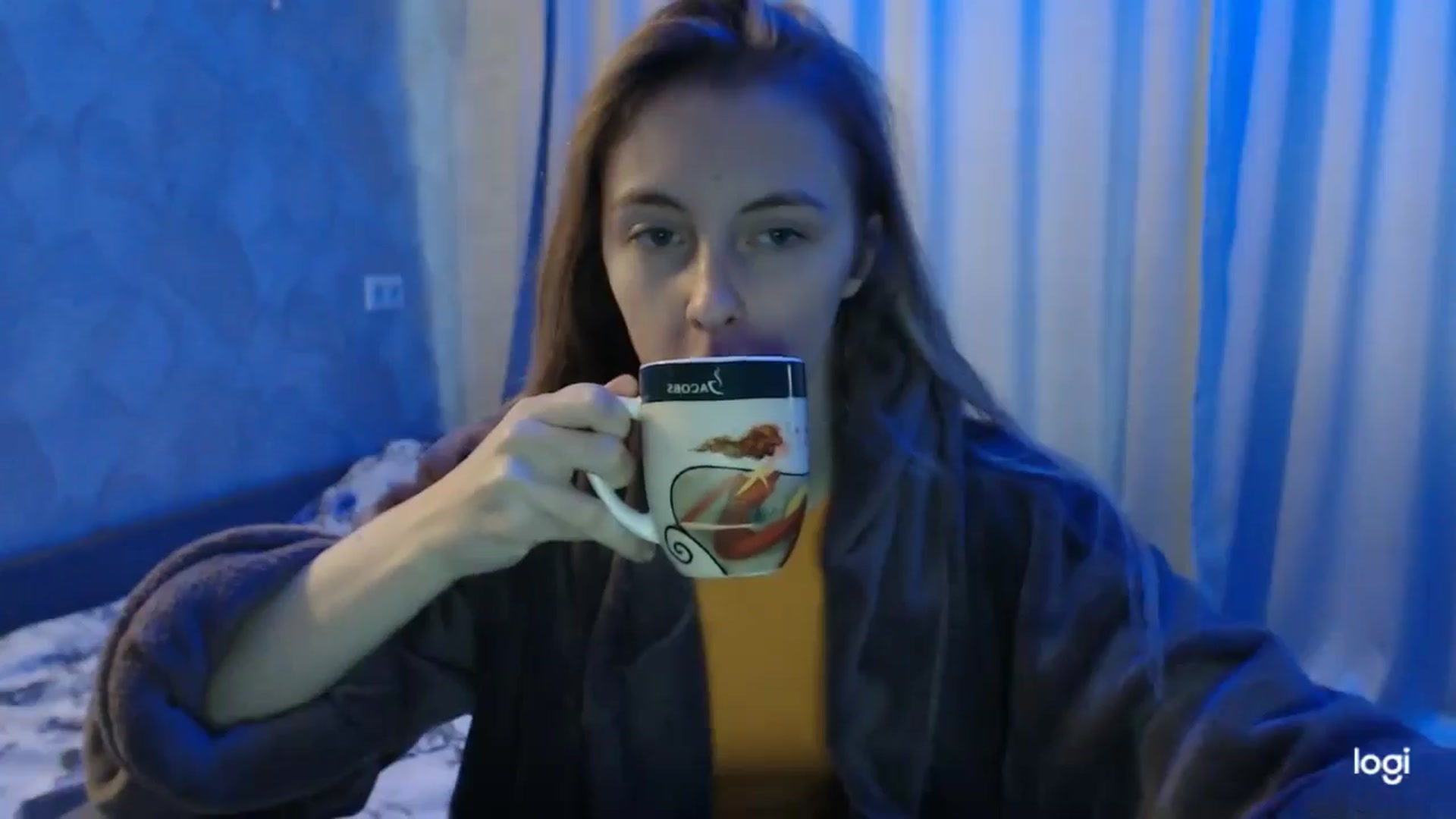 Gallery image thumbnail from LilCutie's myfreecams stream on, 05/24/2024, 13:37 image 10 of 20