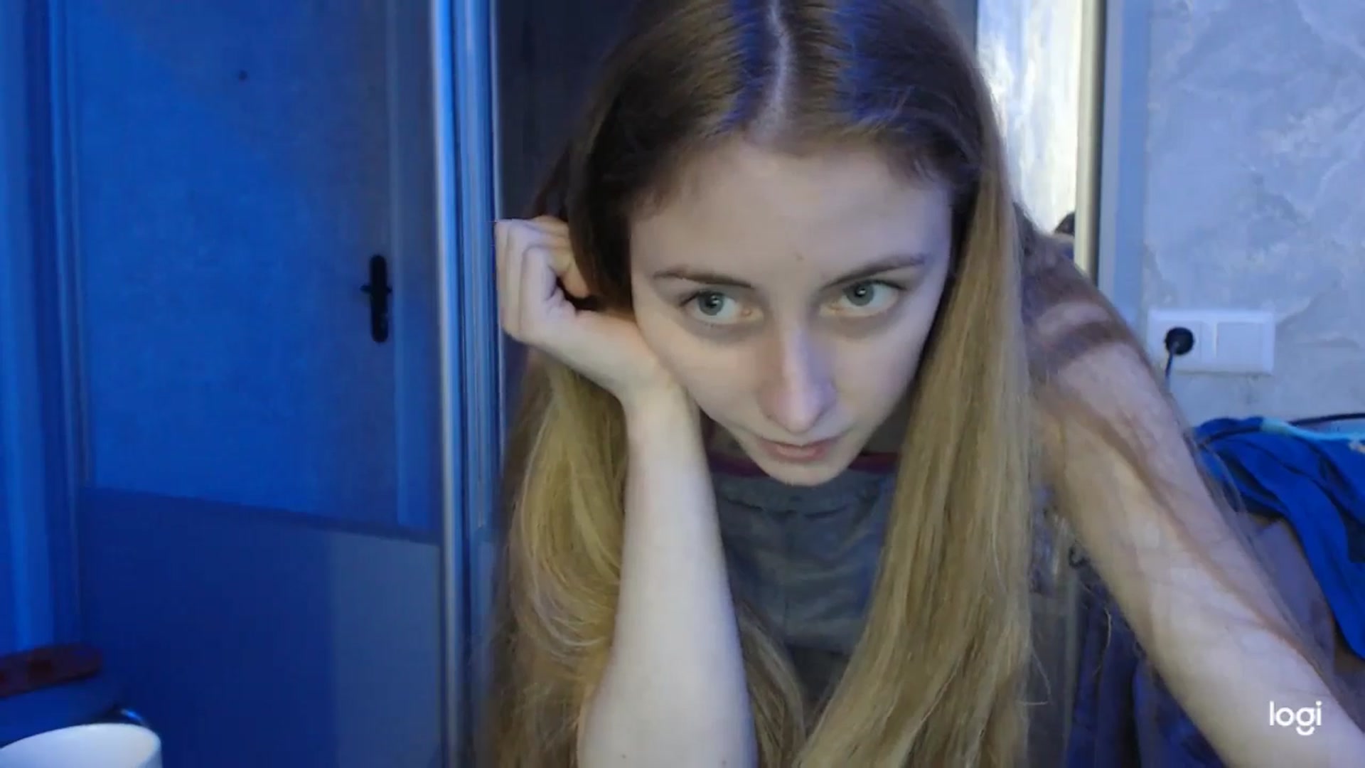 Gallery image thumbnail from LilCutie's myfreecams stream on, 05/25/2024, 13:12 image 17 of 20