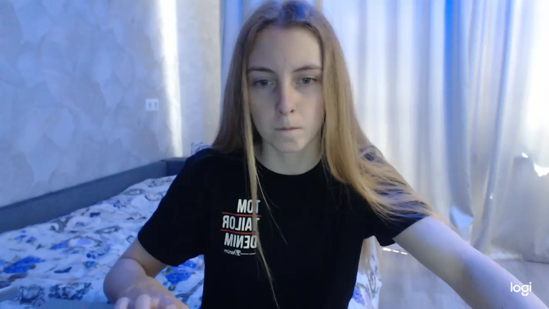 Gallery image thumbnail from LilCutie's myfreecams stream on, 05/25/2024, 13:12 image 1 of 20