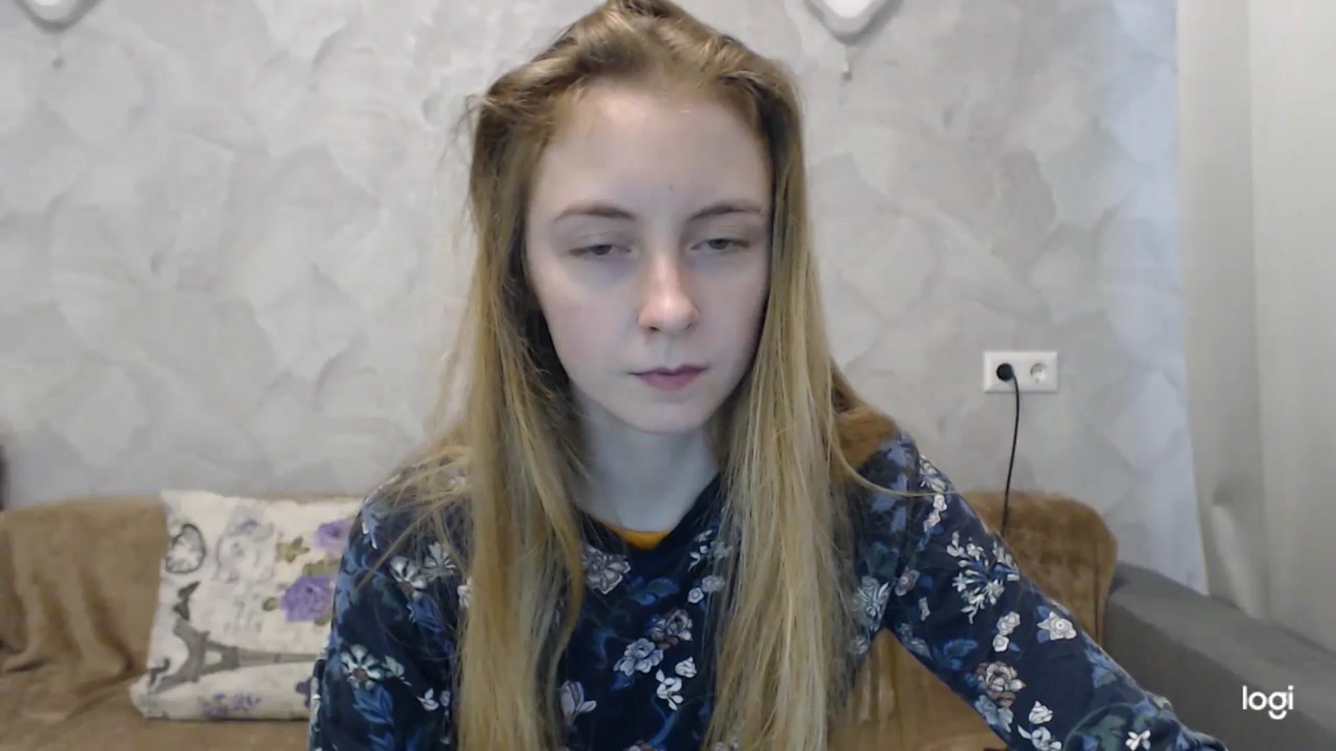 Gallery image thumbnail from LilCutie's myfreecams stream on, 05/27/2024, 13:29 image 10 of 20