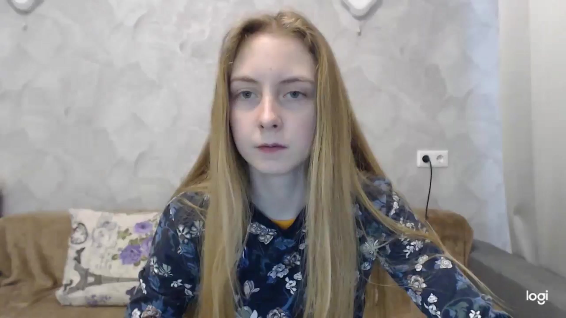 Gallery image thumbnail from LilCutie's myfreecams stream on, 05/27/2024, 13:29 image 7 of 20
