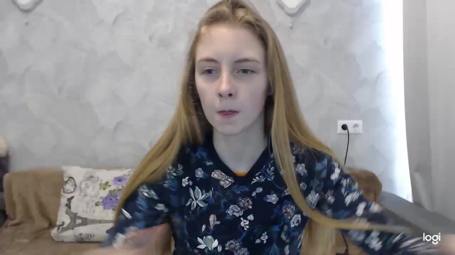 Gallery image thumbnail from LilCutie's myfreecams stream on, 05/27/2024, 13:29 image 1 of 20