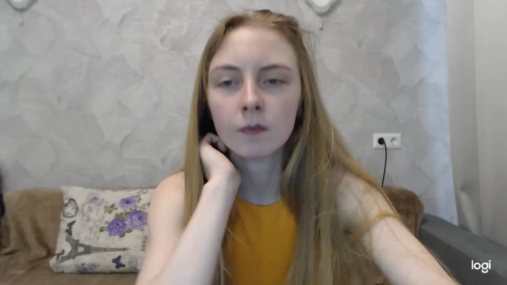 Gallery image thumbnail from LilCutie's myfreecams stream on, 05/27/2024, 13:29 image 19 of 20