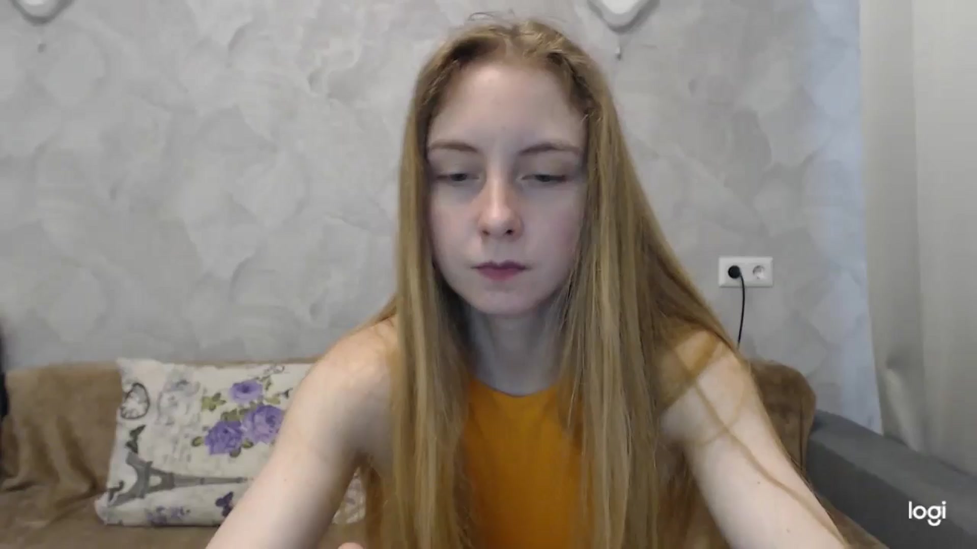 Gallery image thumbnail from LilCutie's myfreecams stream on, 05/27/2024, 13:29 image 16 of 20