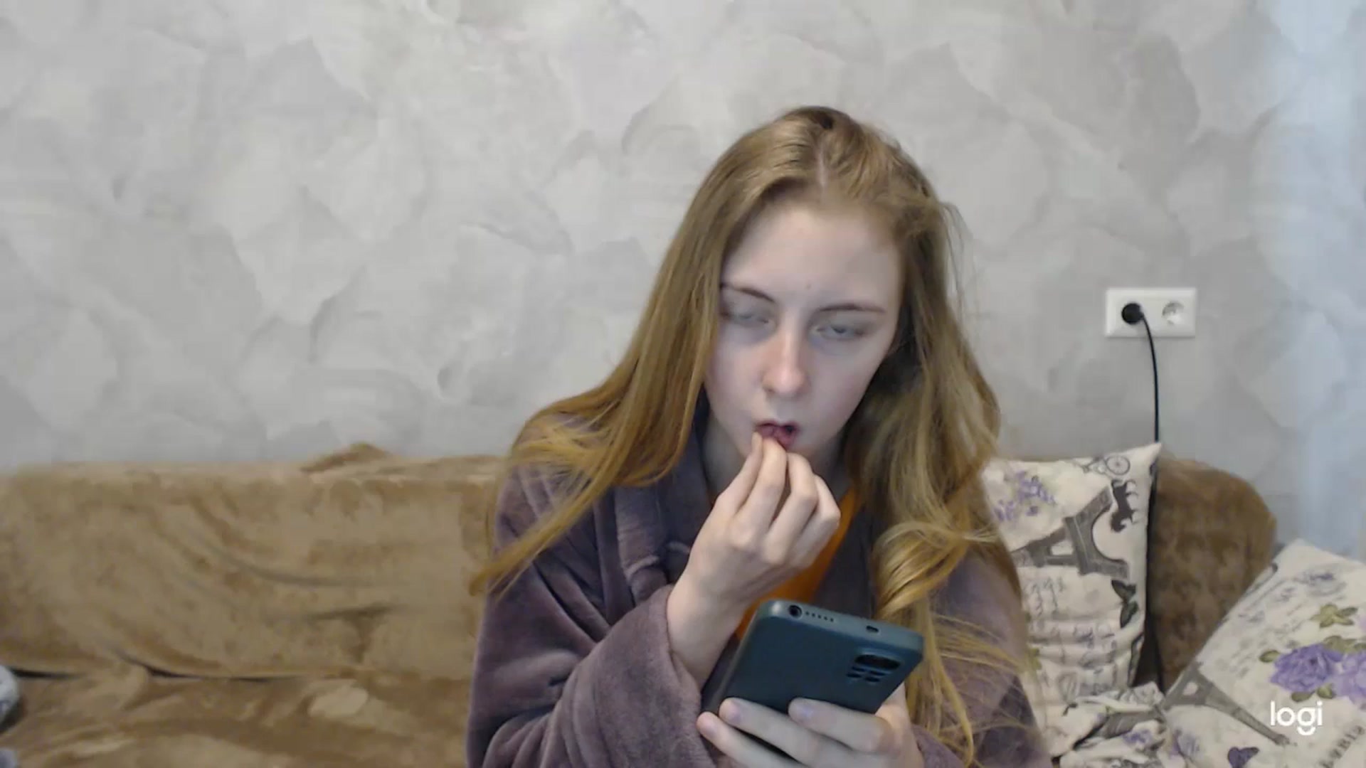 Gallery image thumbnail from LilCutie's myfreecams stream on, 05/27/2024, 14:14 image 12 of 20