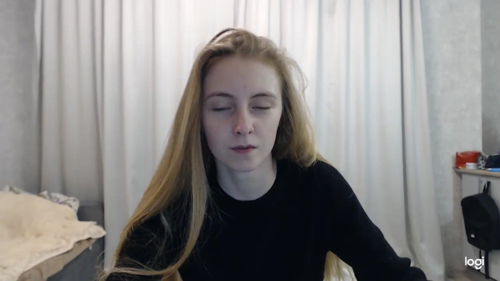 Gallery image thumbnail from LilCutie's myfreecams stream on, 05/29/2024, 13:08 image 7 of 20