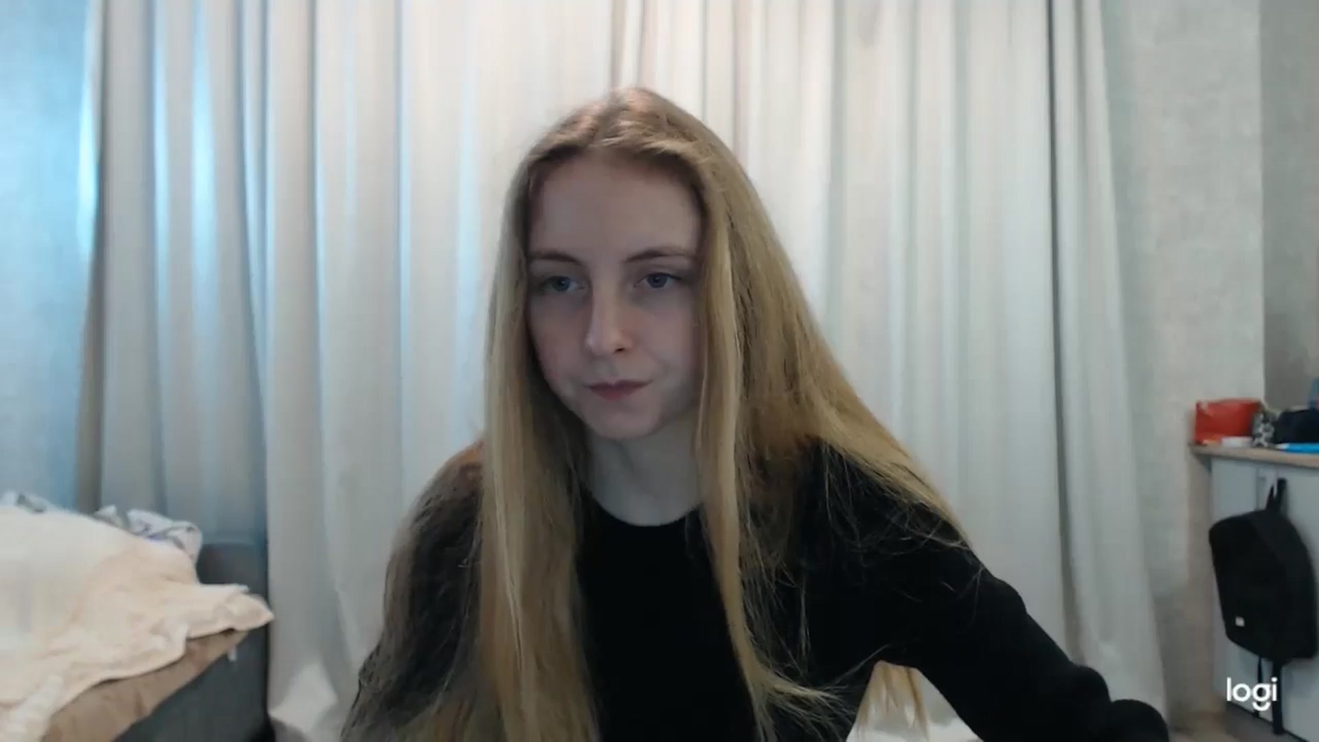 Gallery image thumbnail from LilCutie's myfreecams stream on, 05/29/2024, 13:08 image 19 of 20