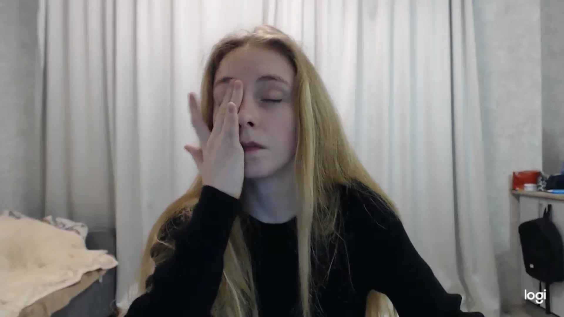 Gallery image thumbnail from LilCutie's myfreecams stream on, 05/29/2024, 13:08 image 15 of 20