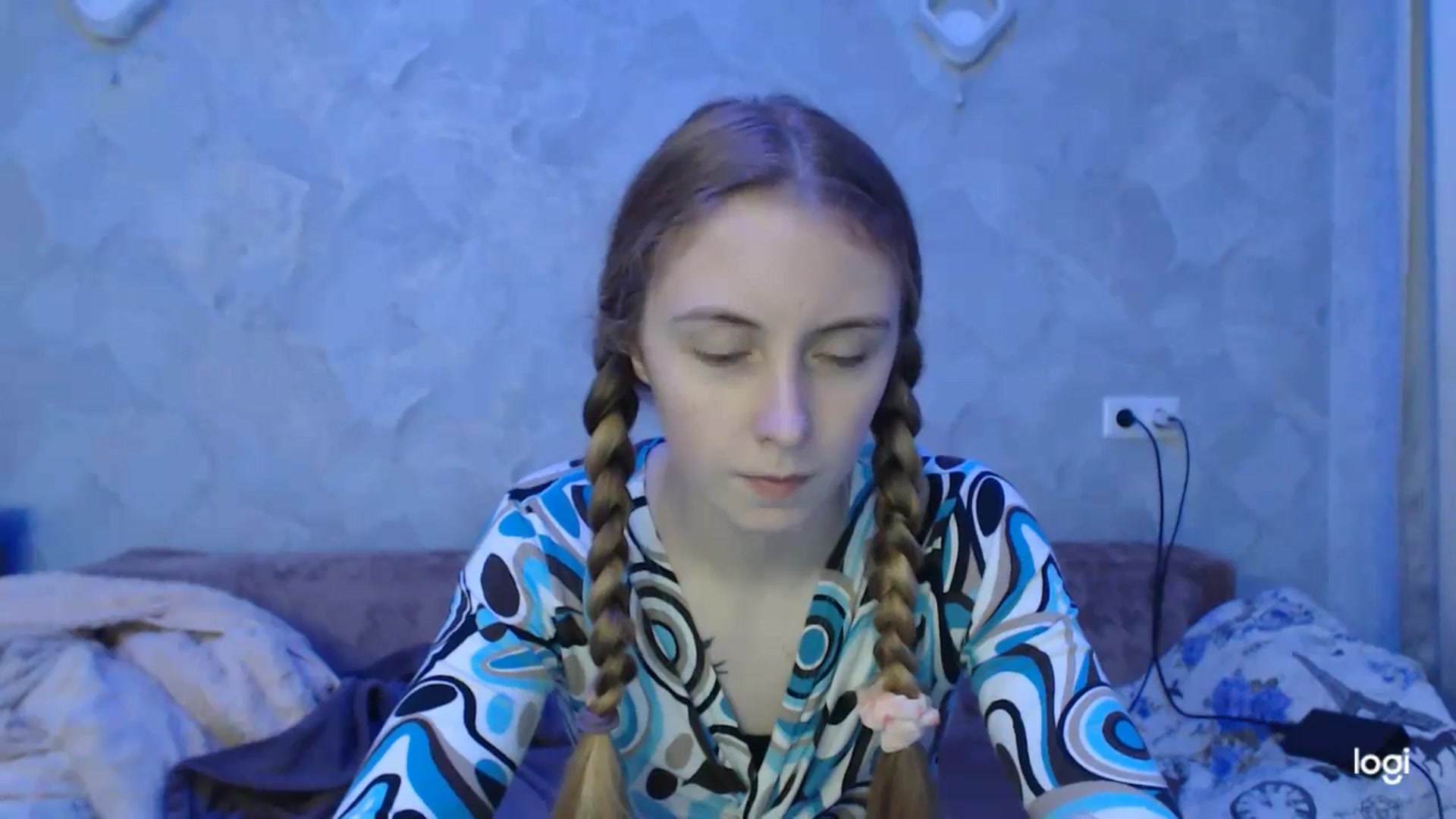 Gallery image thumbnail from LilCutie's myfreecams stream on, 05/30/2024, 19:29 image 16 of 20
