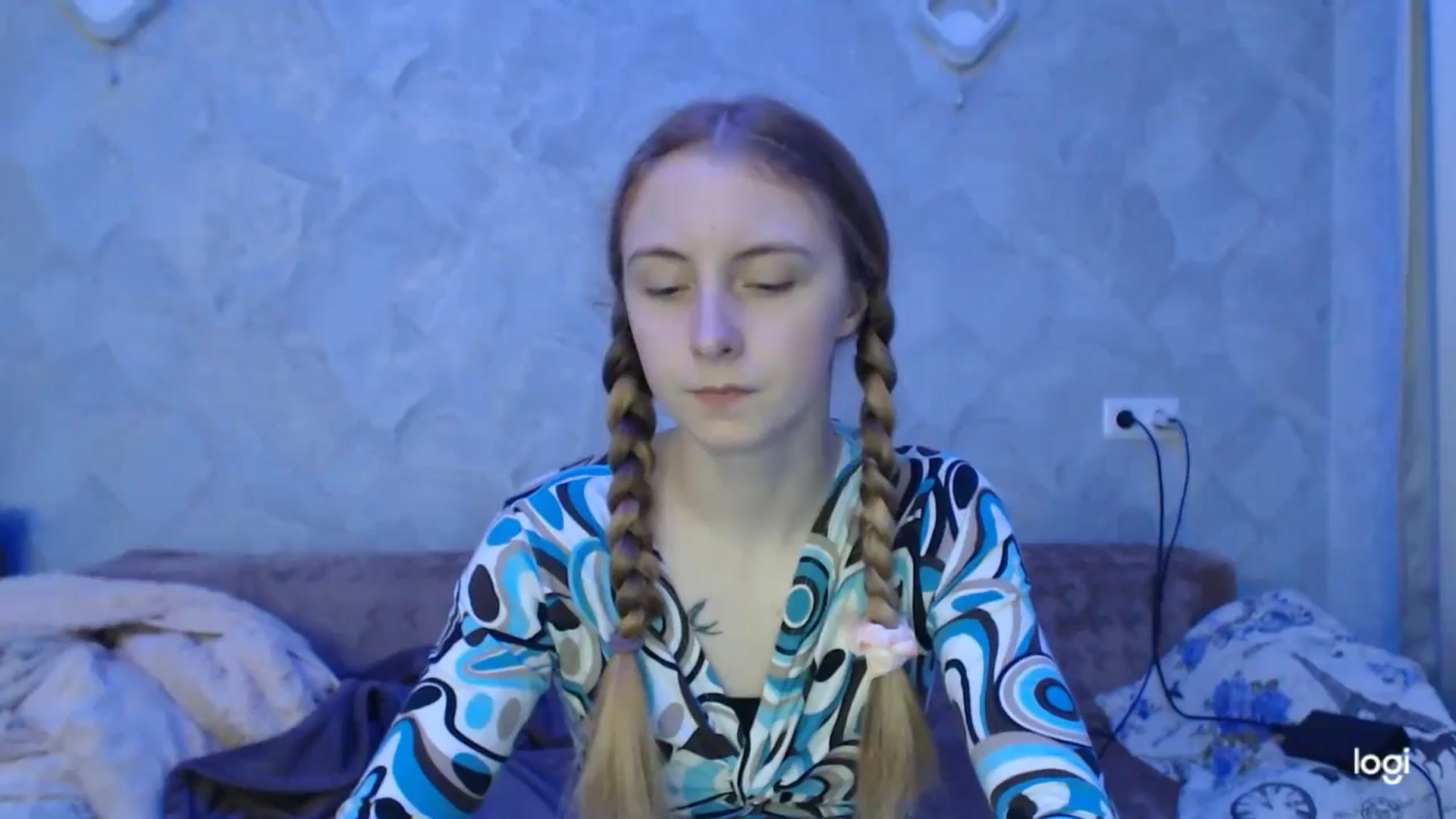 Gallery image thumbnail from LilCutie's myfreecams stream on, 05/30/2024, 19:29 image 17 of 20