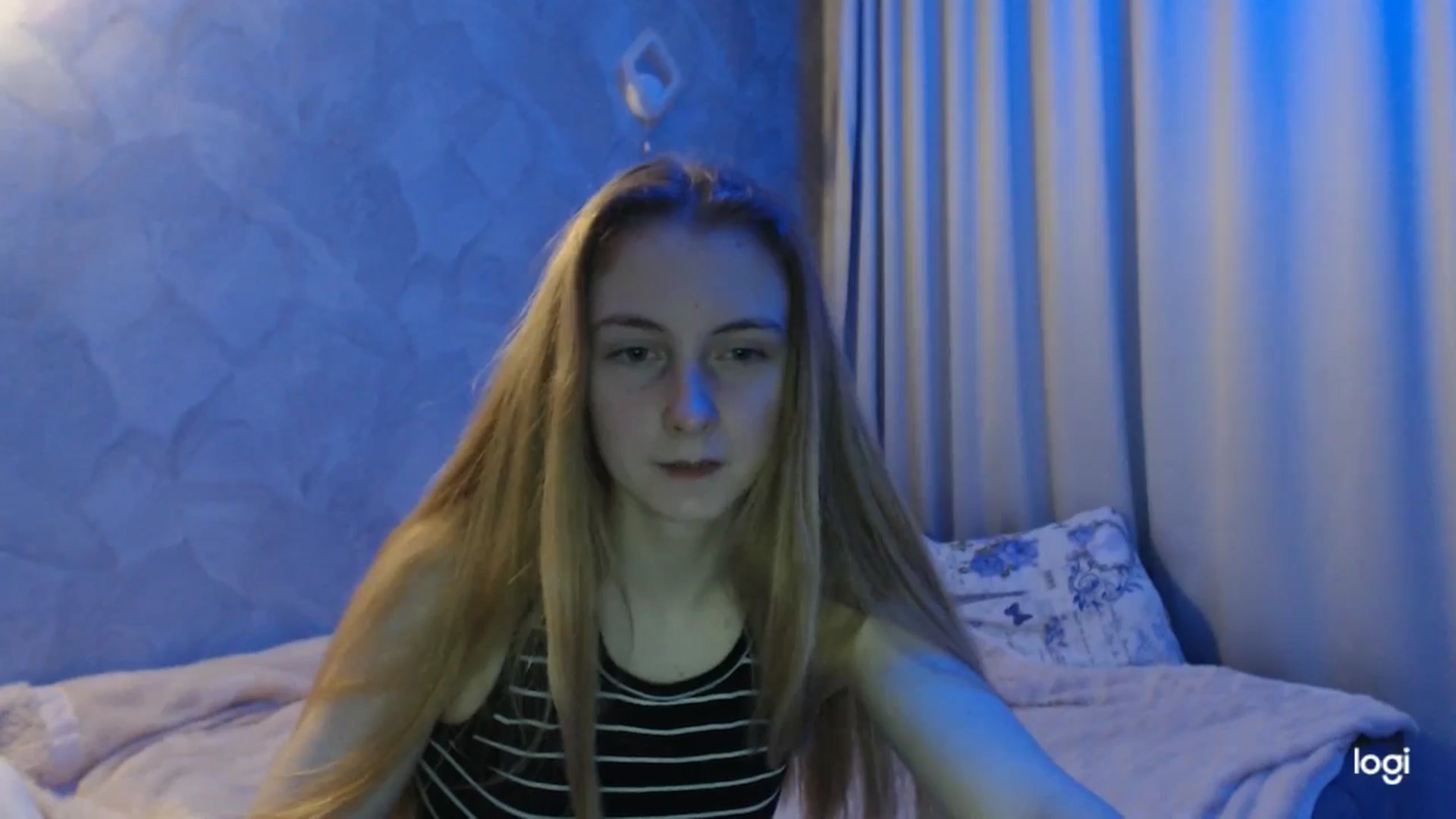 Gallery image thumbnail from LilCutie's myfreecams stream on, 06/01/2024, 18:10 image 5 of 20