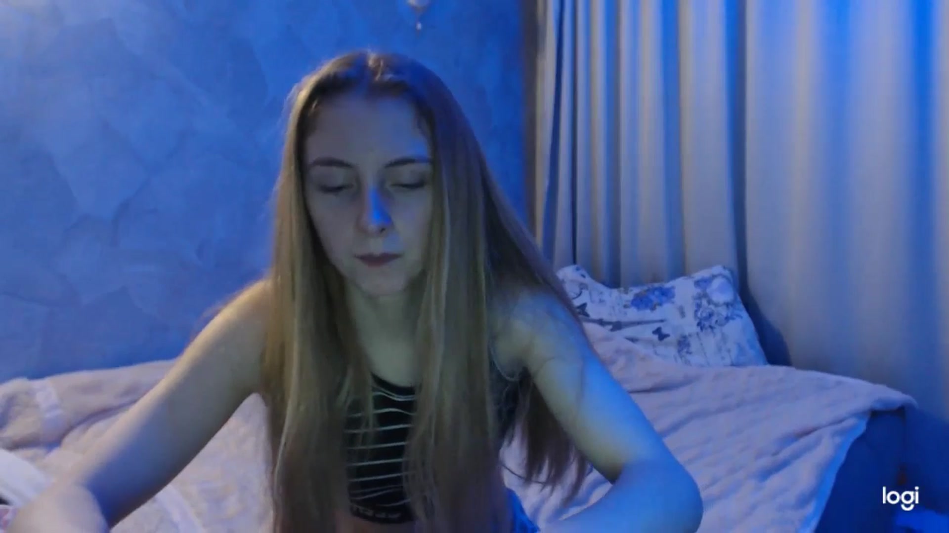 Gallery image thumbnail from LilCutie's myfreecams stream on, 06/01/2024, 18:10 image 20 of 20