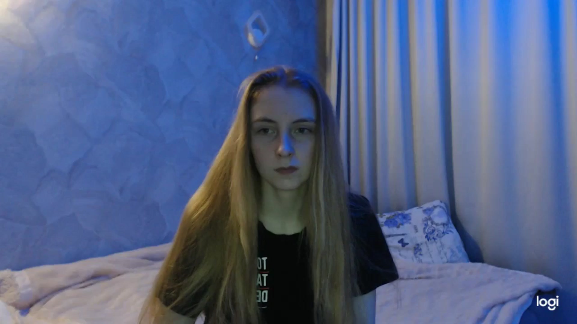 Gallery image thumbnail from LilCutie's myfreecams stream on, 06/01/2024, 18:10 image 1 of 20