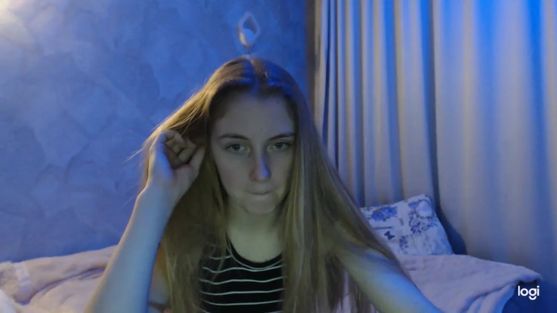 Gallery image thumbnail from LilCutie's myfreecams stream on, 06/01/2024, 18:10 image 11 of 20