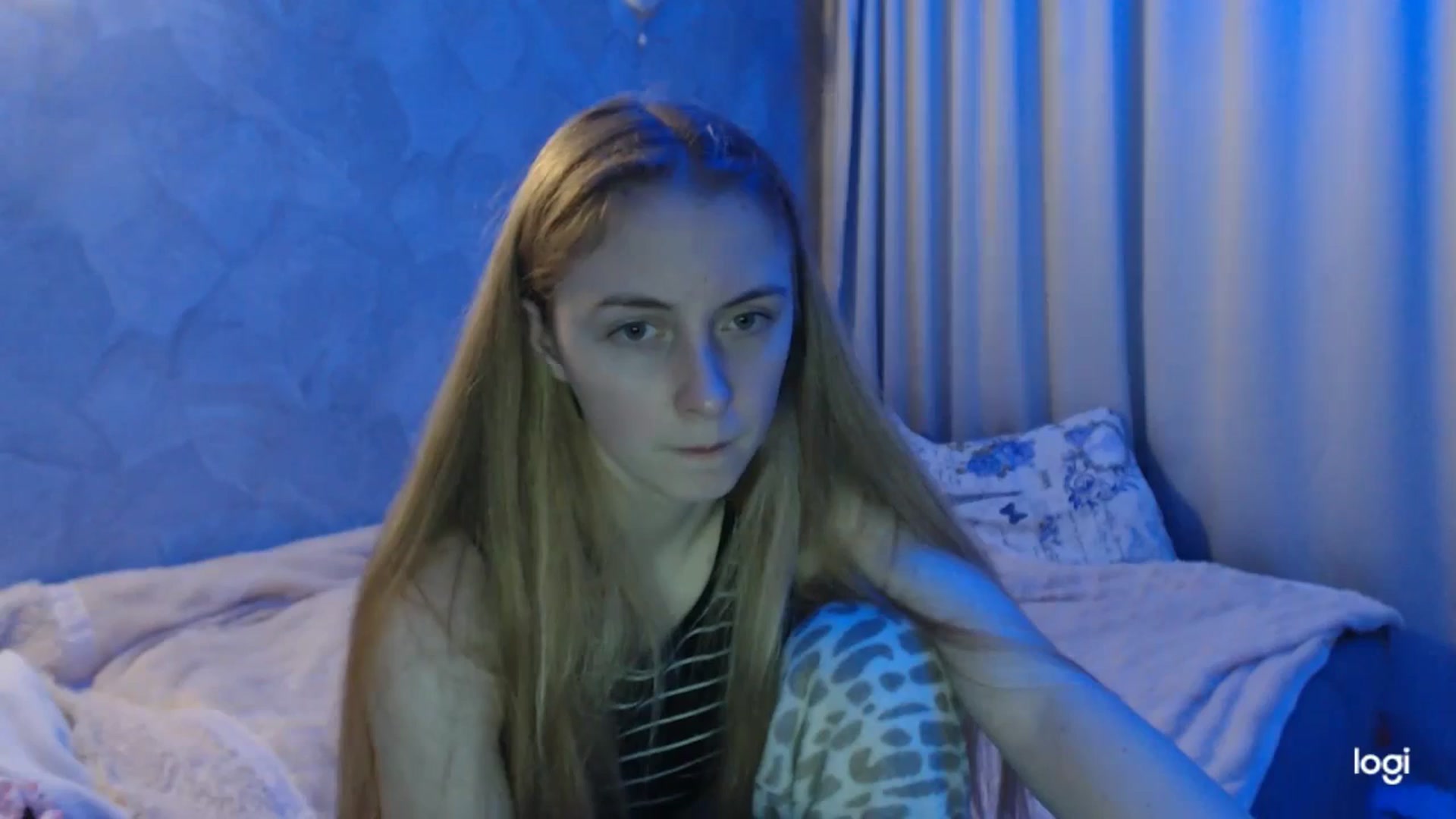 Gallery image thumbnail from LilCutie's myfreecams stream on, 06/01/2024, 18:10 image 16 of 20