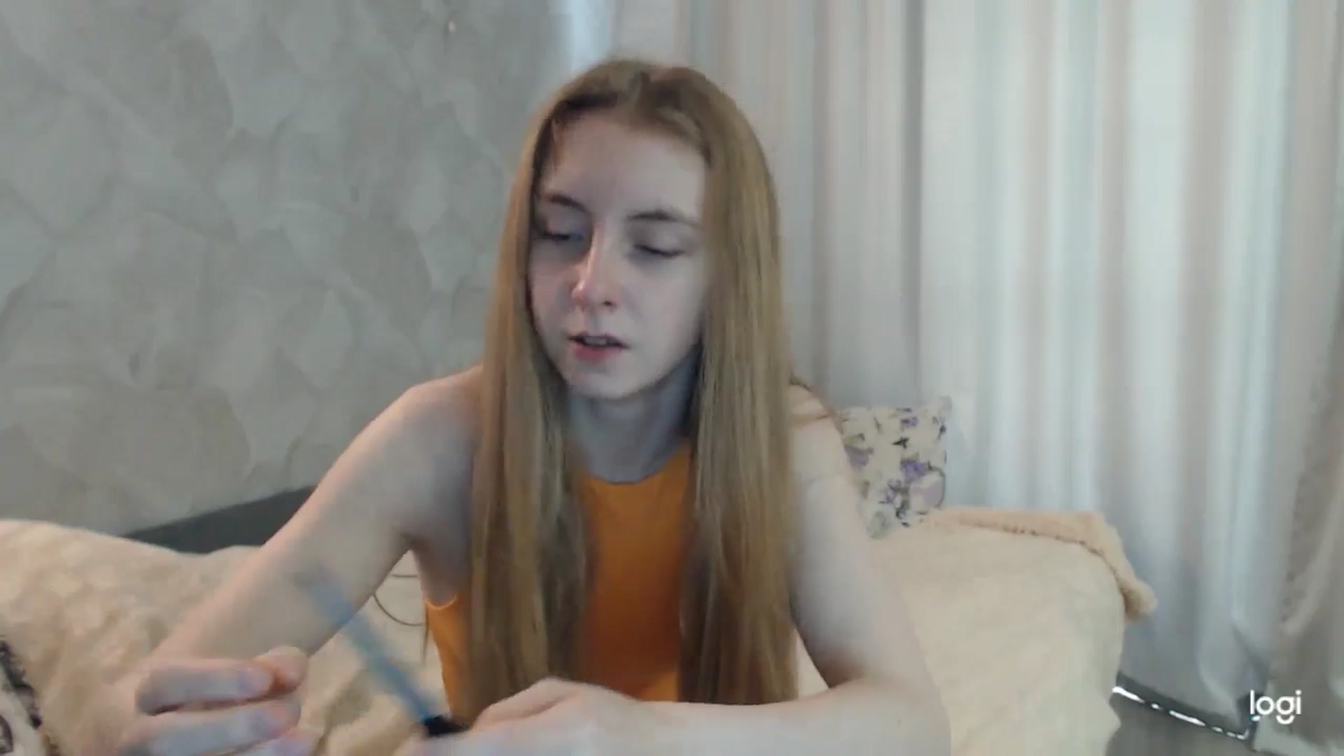 Gallery image thumbnail from LilCutie's myfreecams stream on, 06/06/2024, 12:01 image 4 of 20