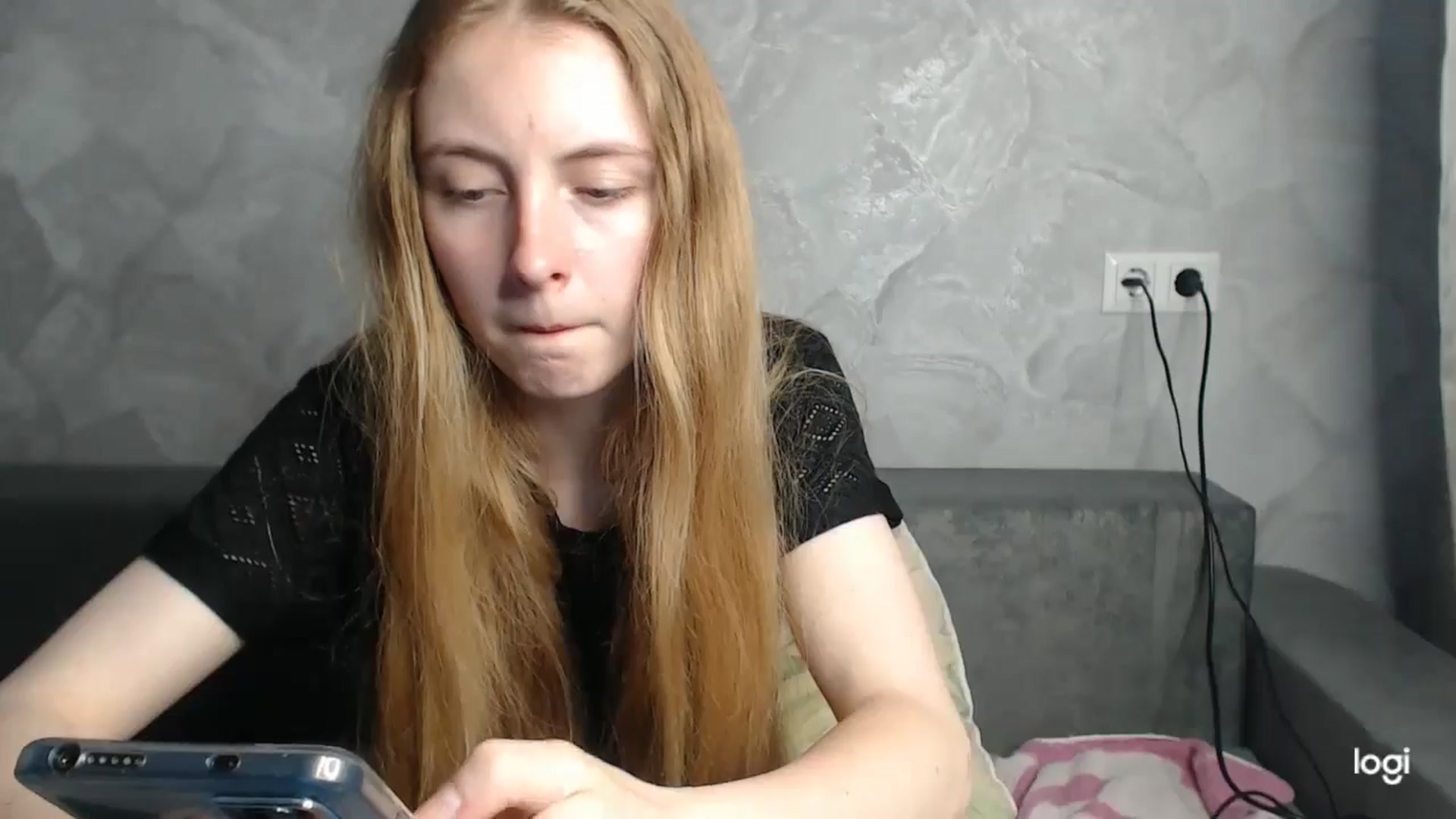 Gallery image thumbnail from LilCutie's myfreecams stream on, 06/18/2024, 15:27 image 17 of 20