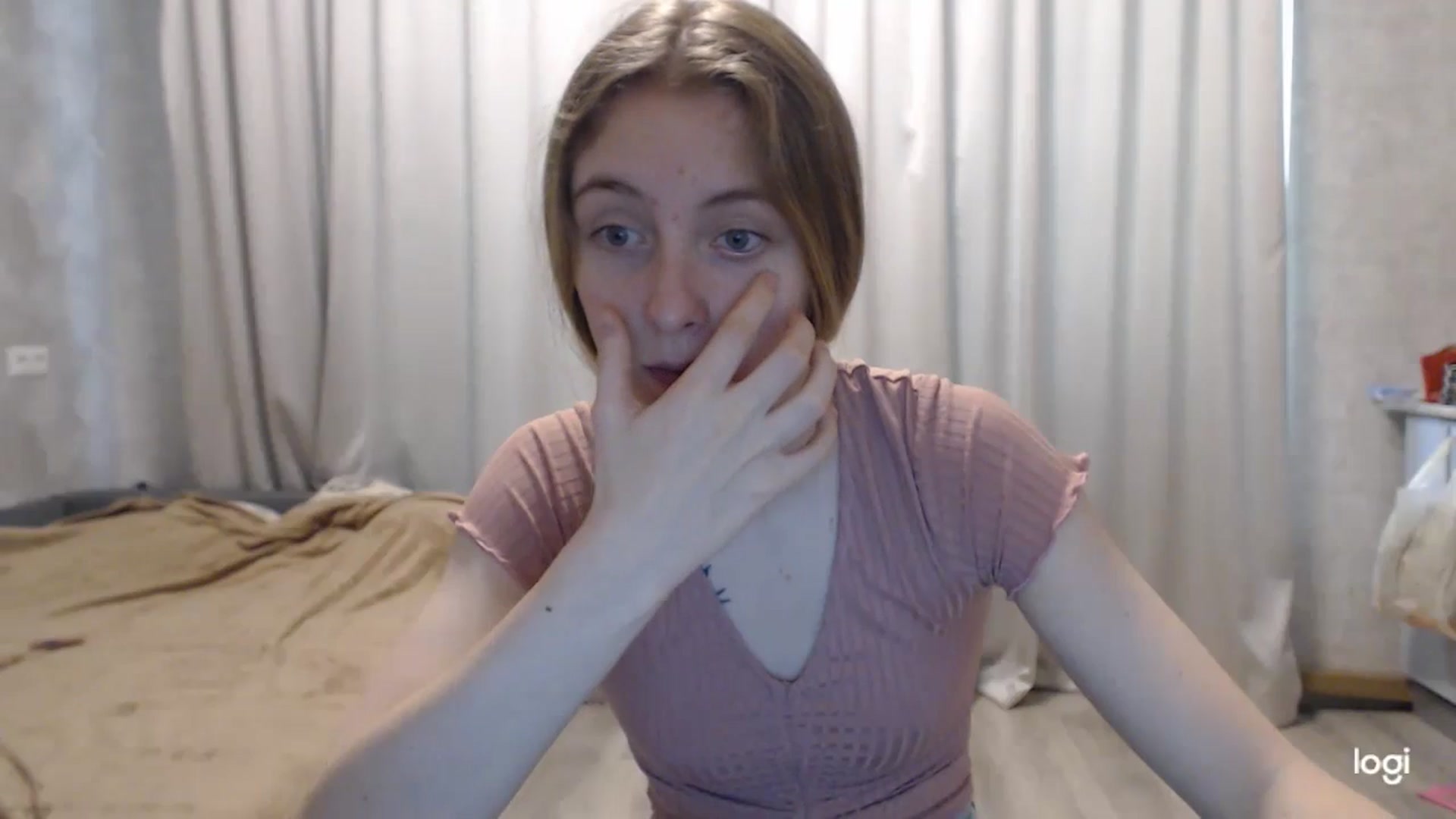 Gallery image thumbnail from LilCutie's myfreecams stream on, 06/23/2024, 10:11 image 3 of 20