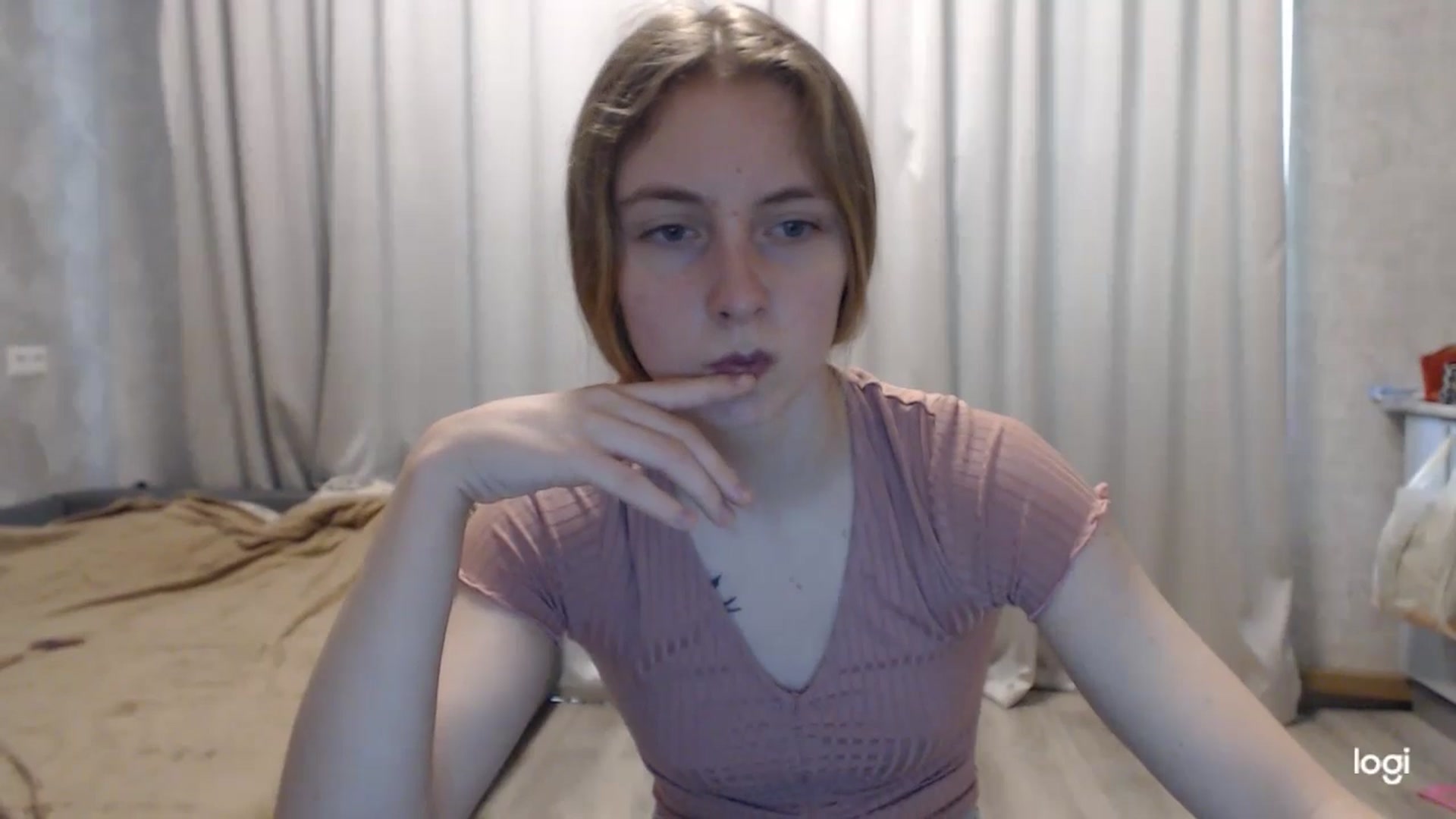 Gallery image thumbnail from LilCutie's myfreecams stream on, 06/23/2024, 10:11 image 14 of 20