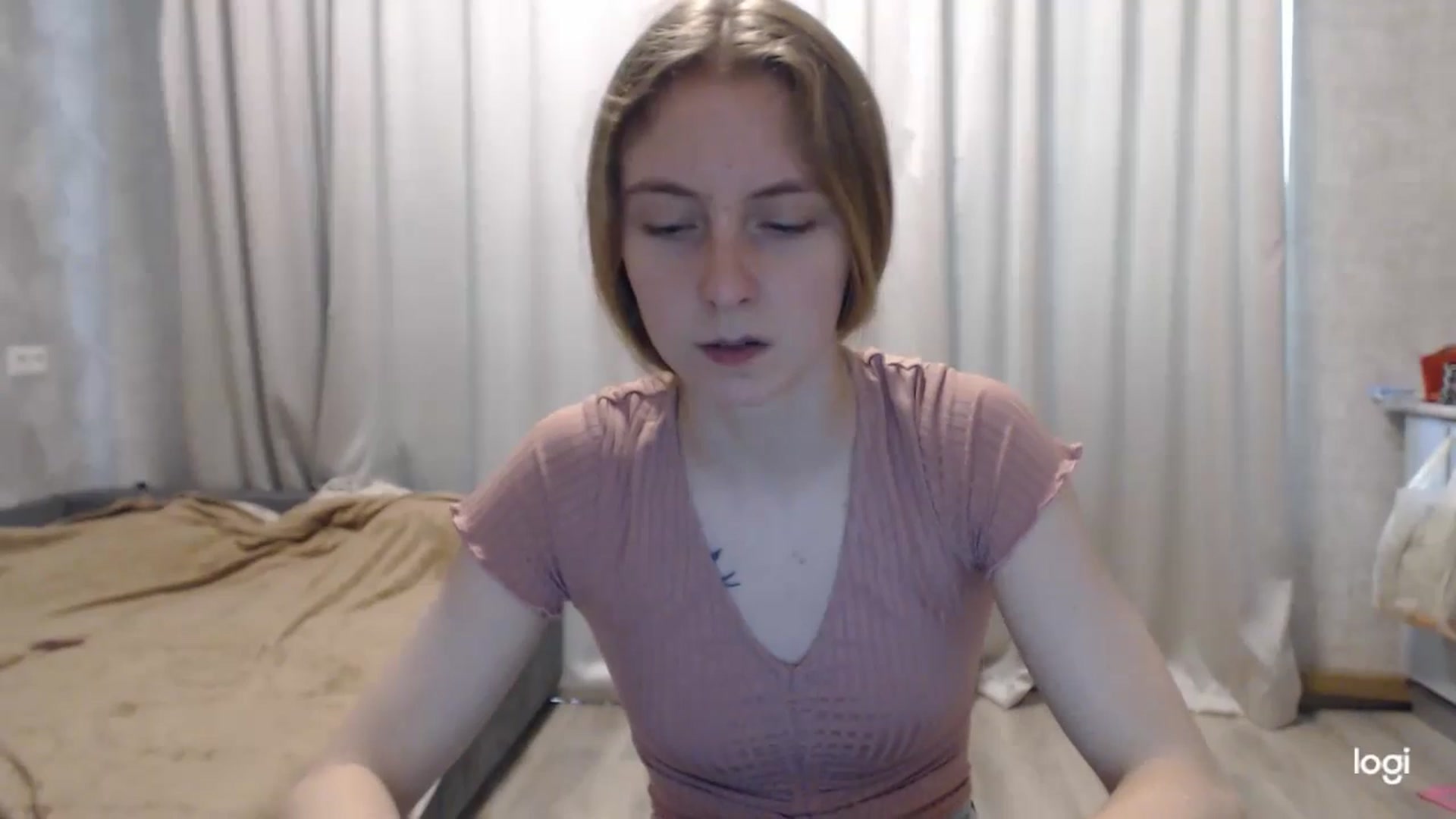 Gallery image thumbnail from LilCutie's myfreecams stream on, 06/23/2024, 10:11 image 8 of 20