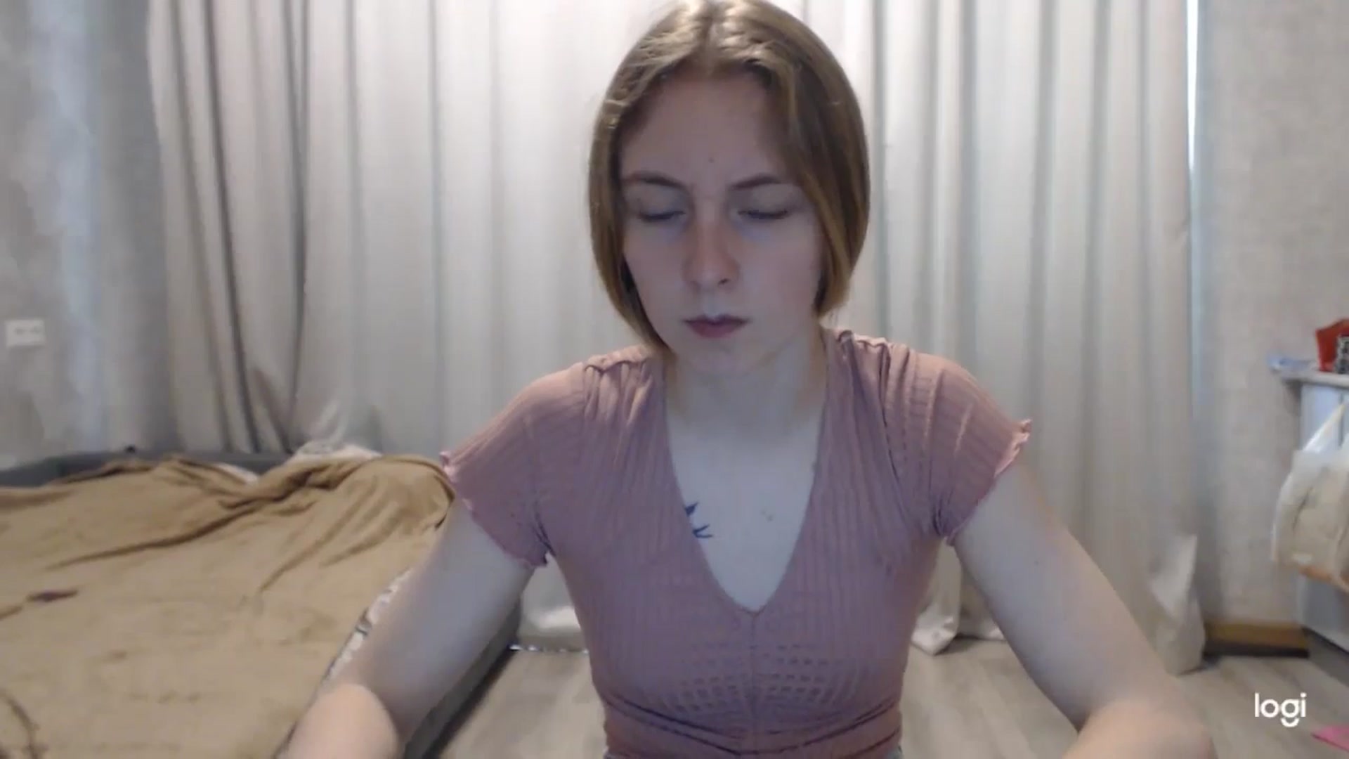 Gallery image thumbnail from LilCutie's myfreecams stream on, 06/23/2024, 10:11 image 17 of 20