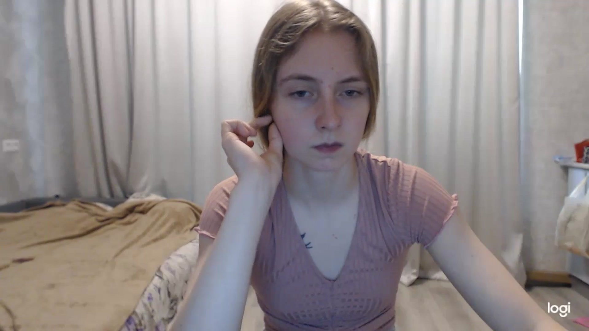 Gallery image thumbnail from LilCutie's myfreecams stream on, 06/23/2024, 10:11 image 15 of 20