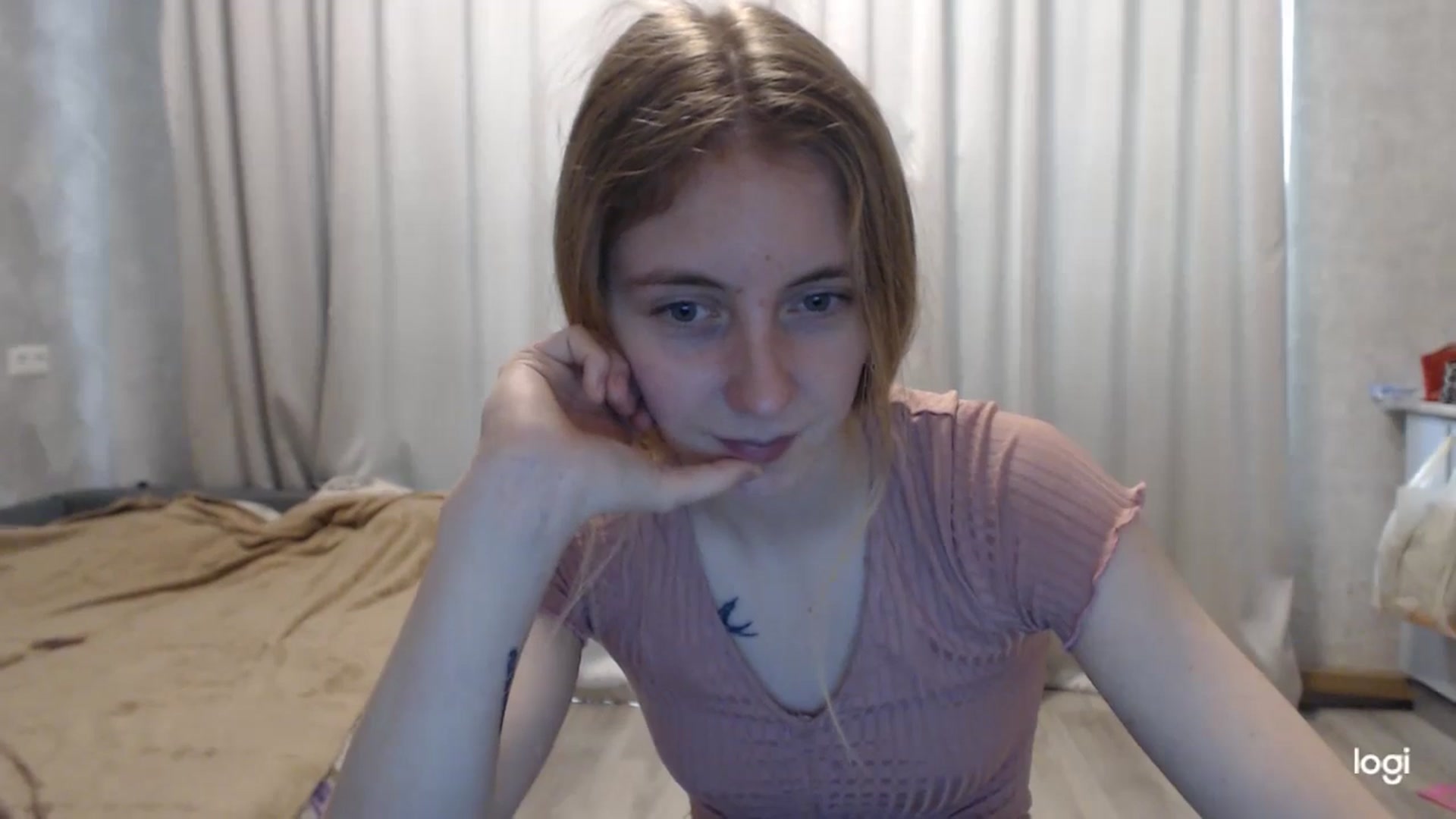 Gallery image thumbnail from LilCutie's myfreecams stream on, 06/23/2024, 11:01 image 12 of 20