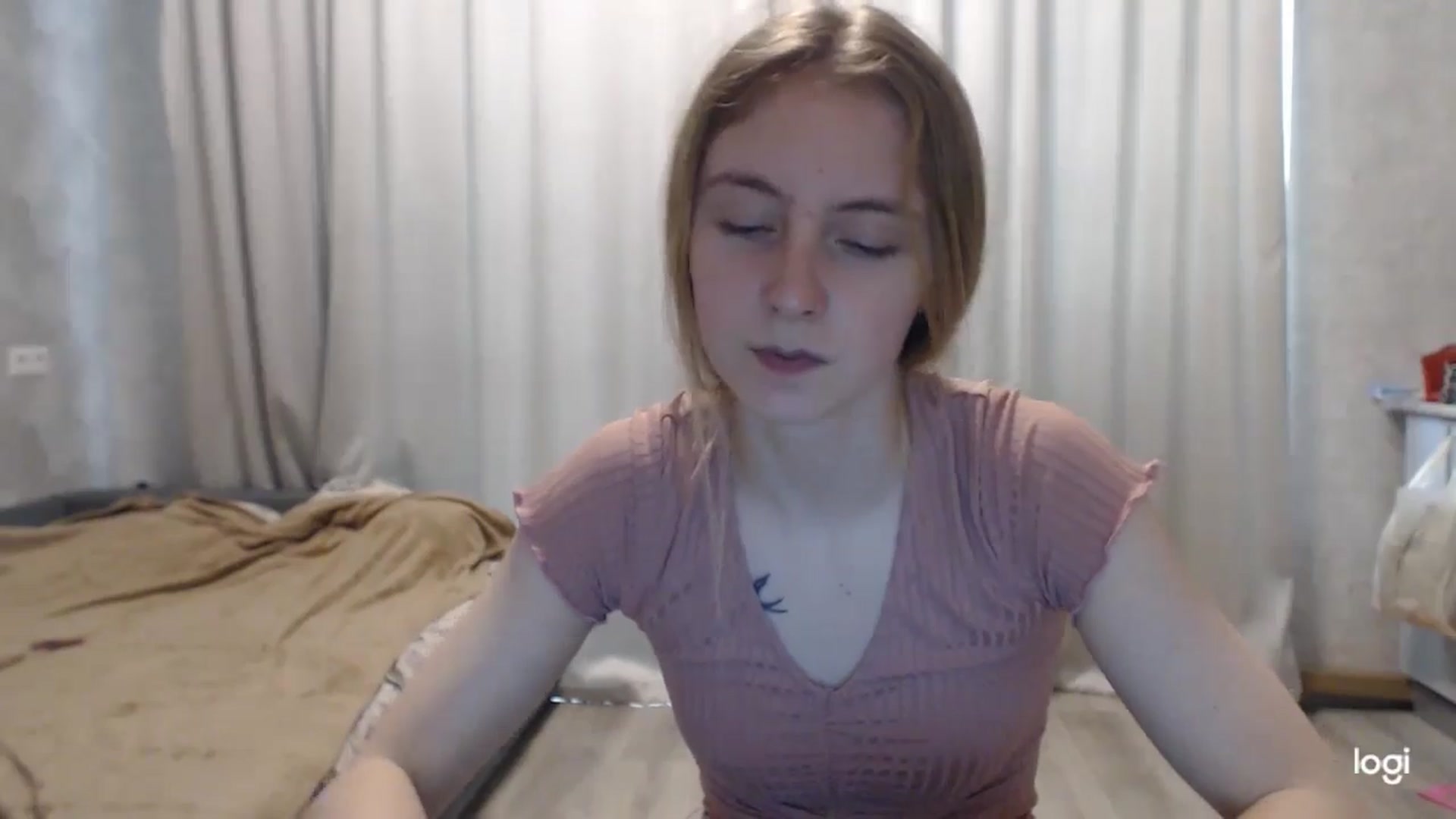 Gallery image thumbnail from LilCutie's myfreecams stream on, 06/23/2024, 11:01 image 8 of 20