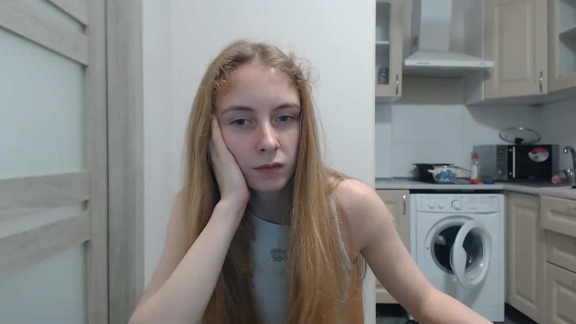 Gallery image thumbnail from LilCutie's myfreecams stream on, 12/25/2024, 15:36 image 20 of 20