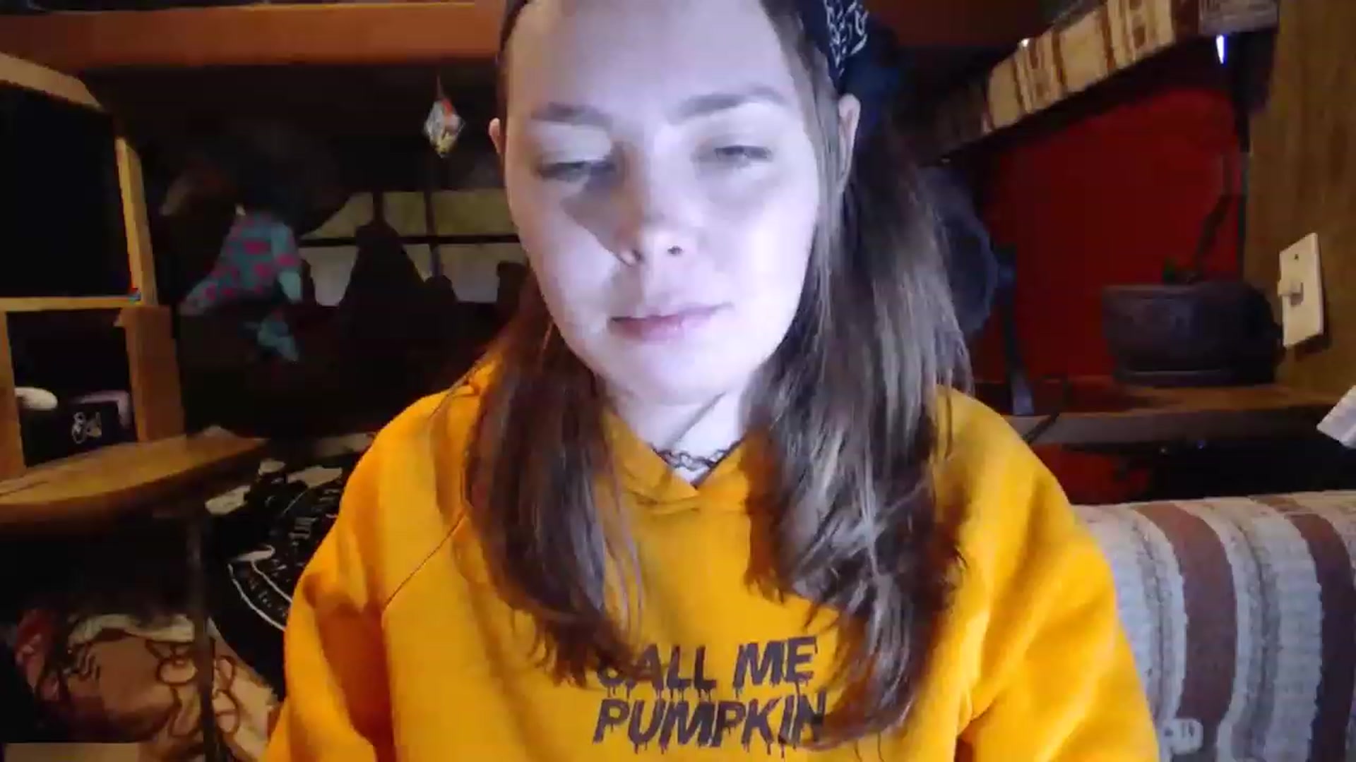 Gallery image thumbnail from LilEmmy1999's myfreecams stream on, 11/15/2022, 22:08 image 2 of 20