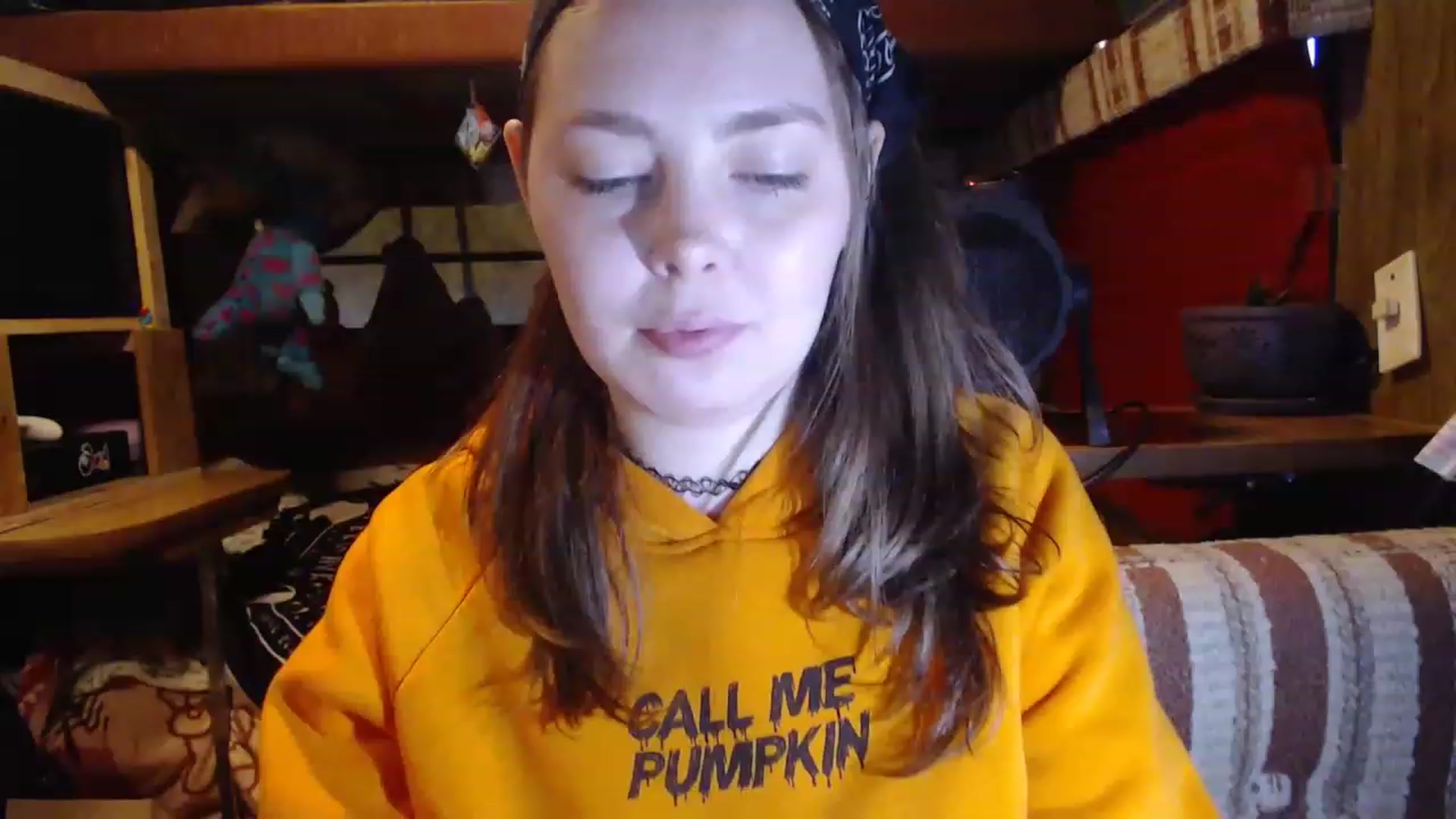 Gallery image thumbnail from LilEmmy1999's myfreecams stream on, 11/15/2022, 22:08 image 1 of 20