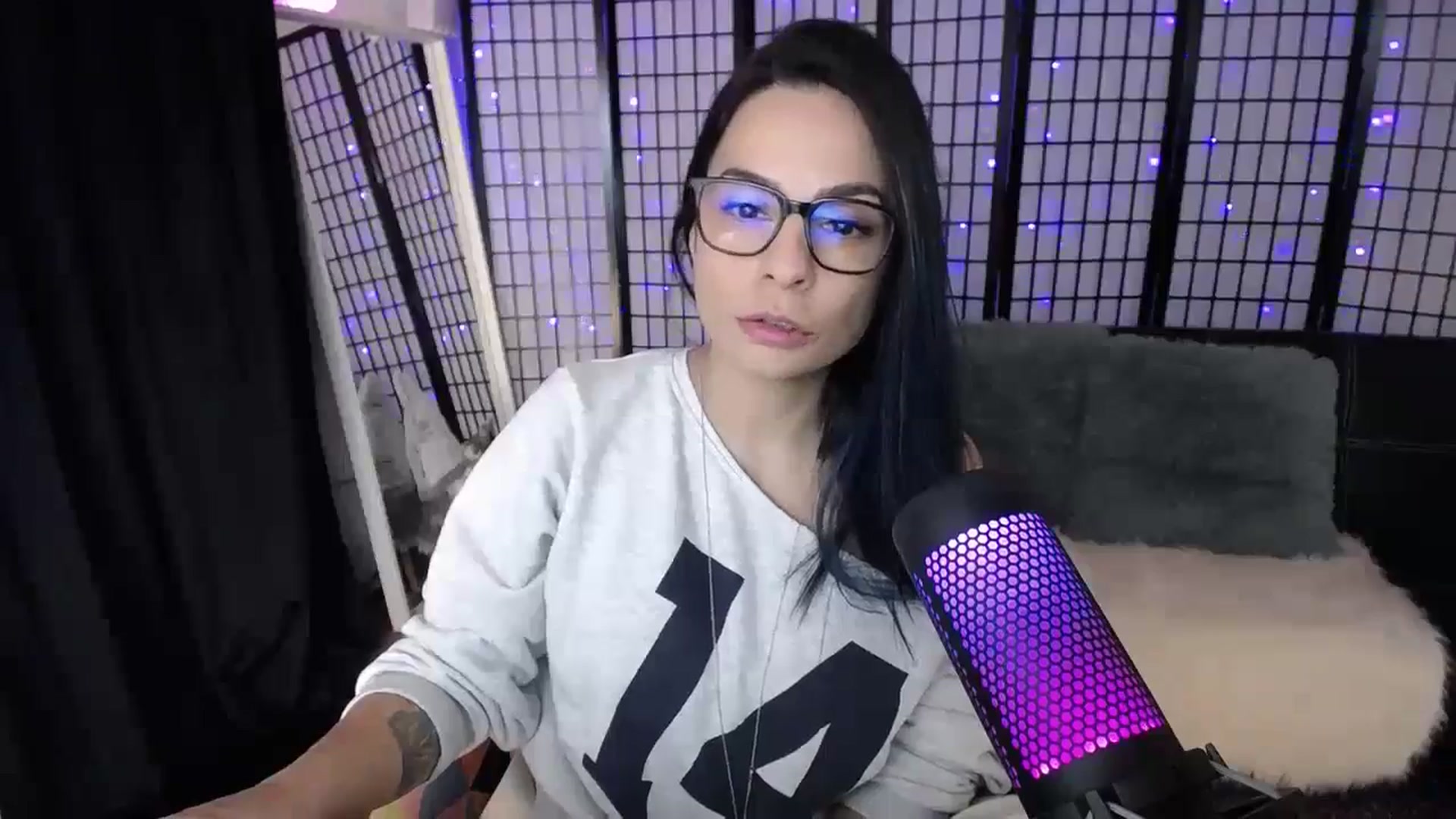 Gallery image thumbnail from LilFitVeve's myfreecams stream on, 01/21/2025, 11:01 image 10 of 20