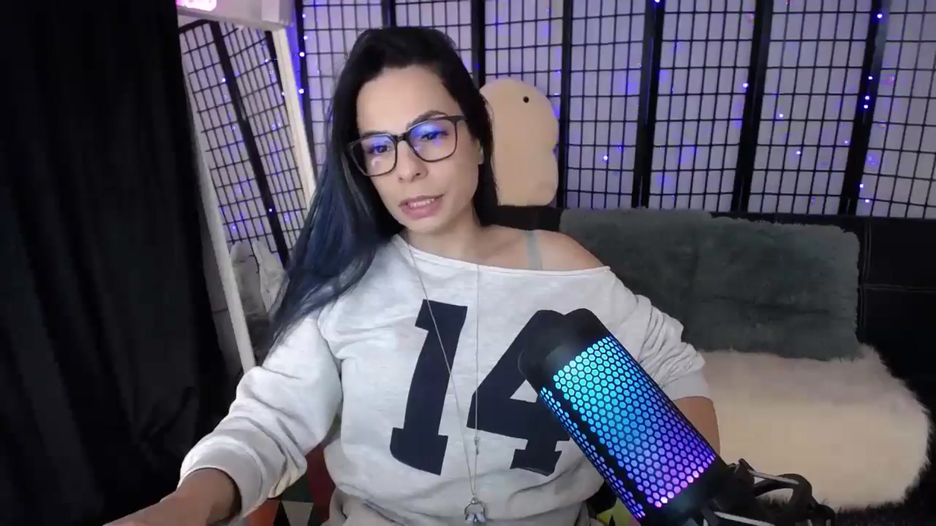Gallery image thumbnail from LilFitVeve's myfreecams stream on, 01/21/2025, 11:01 image 5 of 20