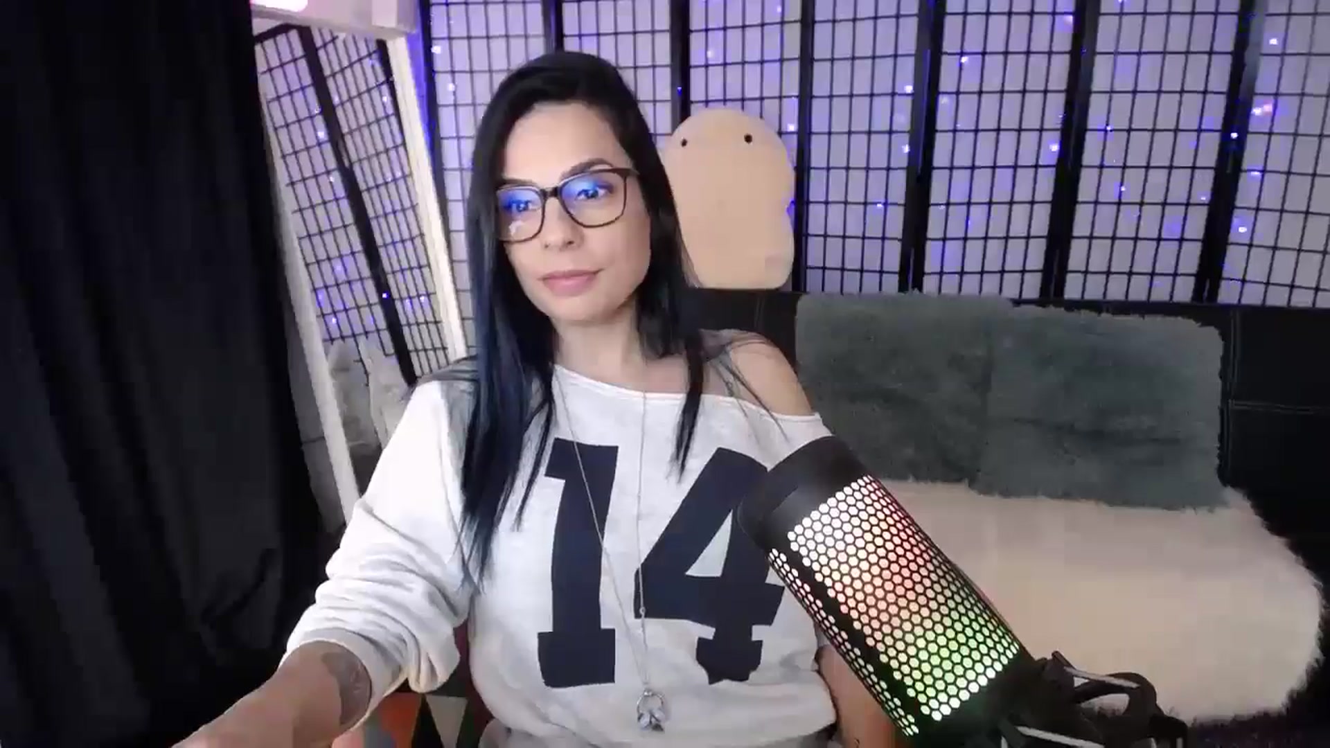 Gallery image thumbnail from LilFitVeve's myfreecams stream on, 01/21/2025, 11:01 image 9 of 20