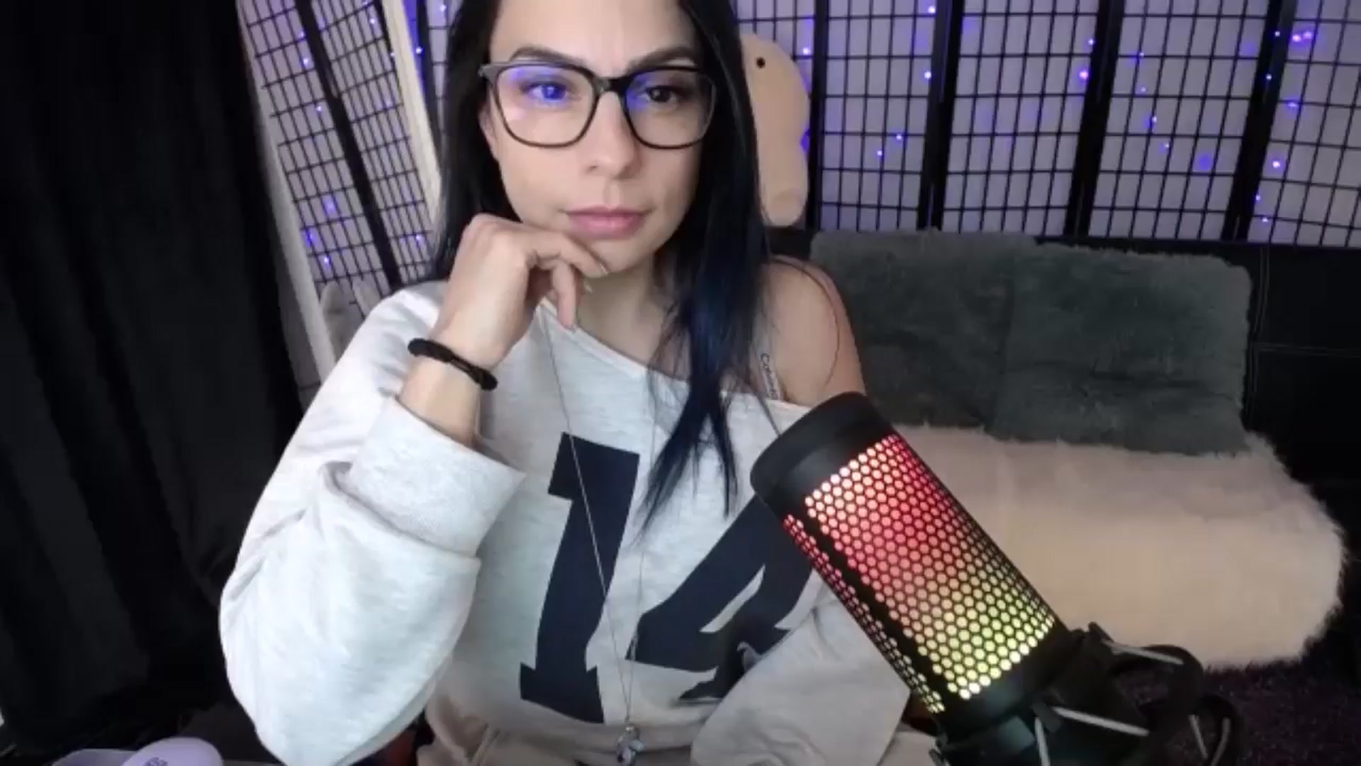 Gallery image thumbnail from LilFitVeve's myfreecams stream on, 01/21/2025, 11:01 image 1 of 20