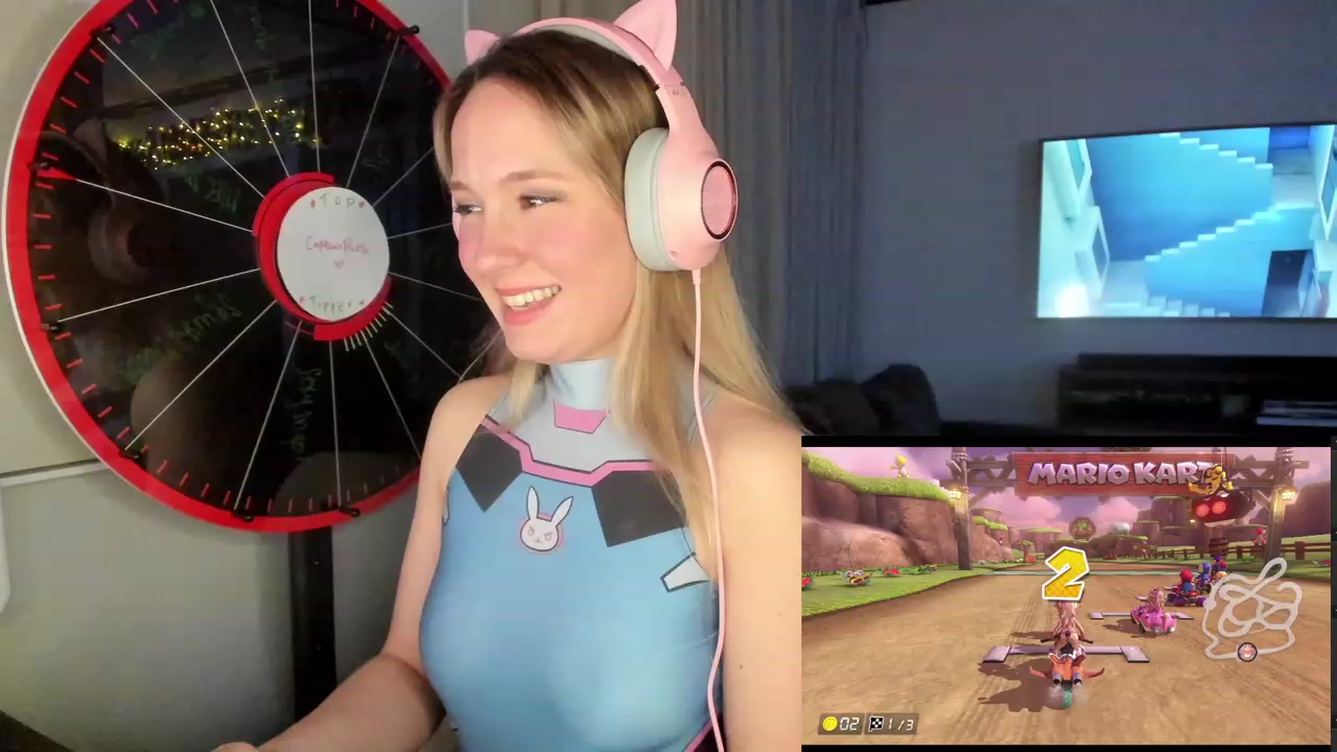 Gallery image thumbnail from LilLadyBird's myfreecams stream on, 01/08/2023, 04:41 image 1 of 20