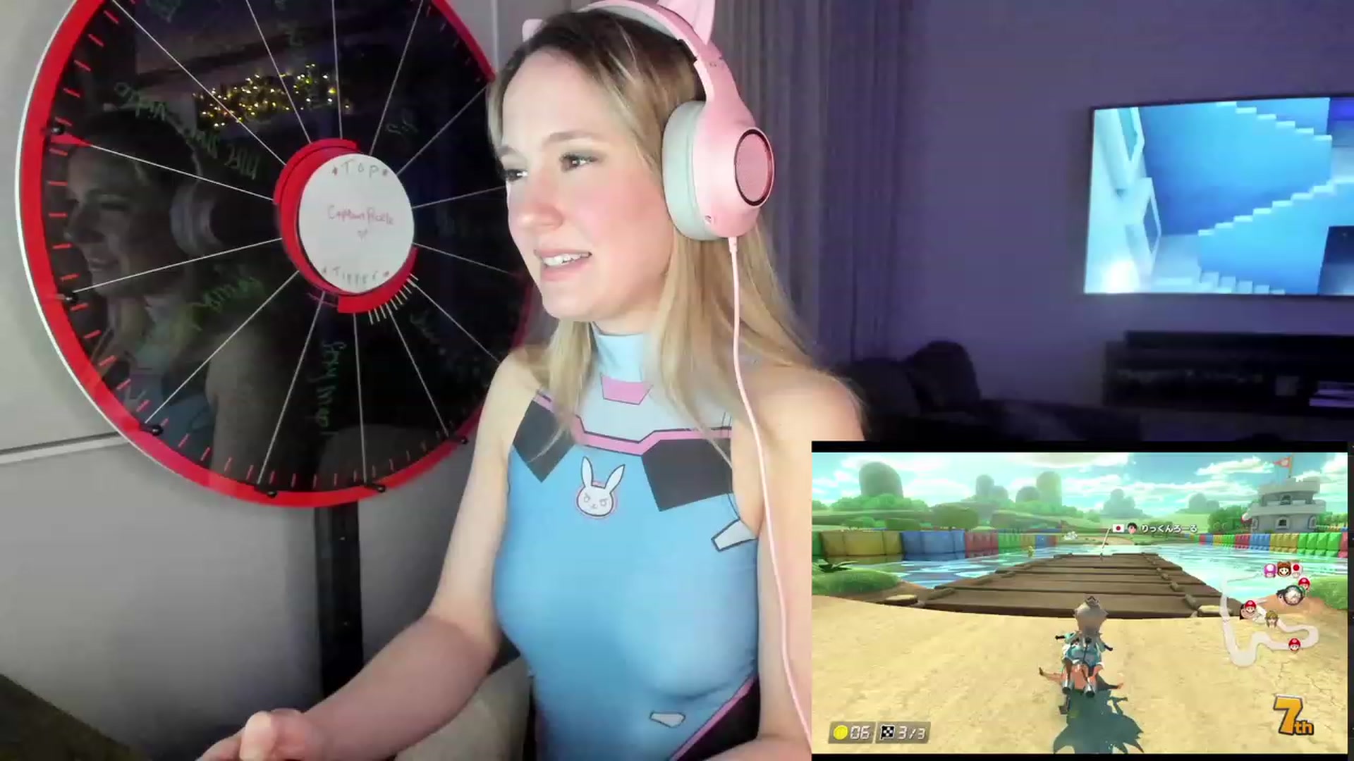 Gallery image thumbnail from LilLadyBird's myfreecams stream on, 01/08/2023, 04:41 image 11 of 20