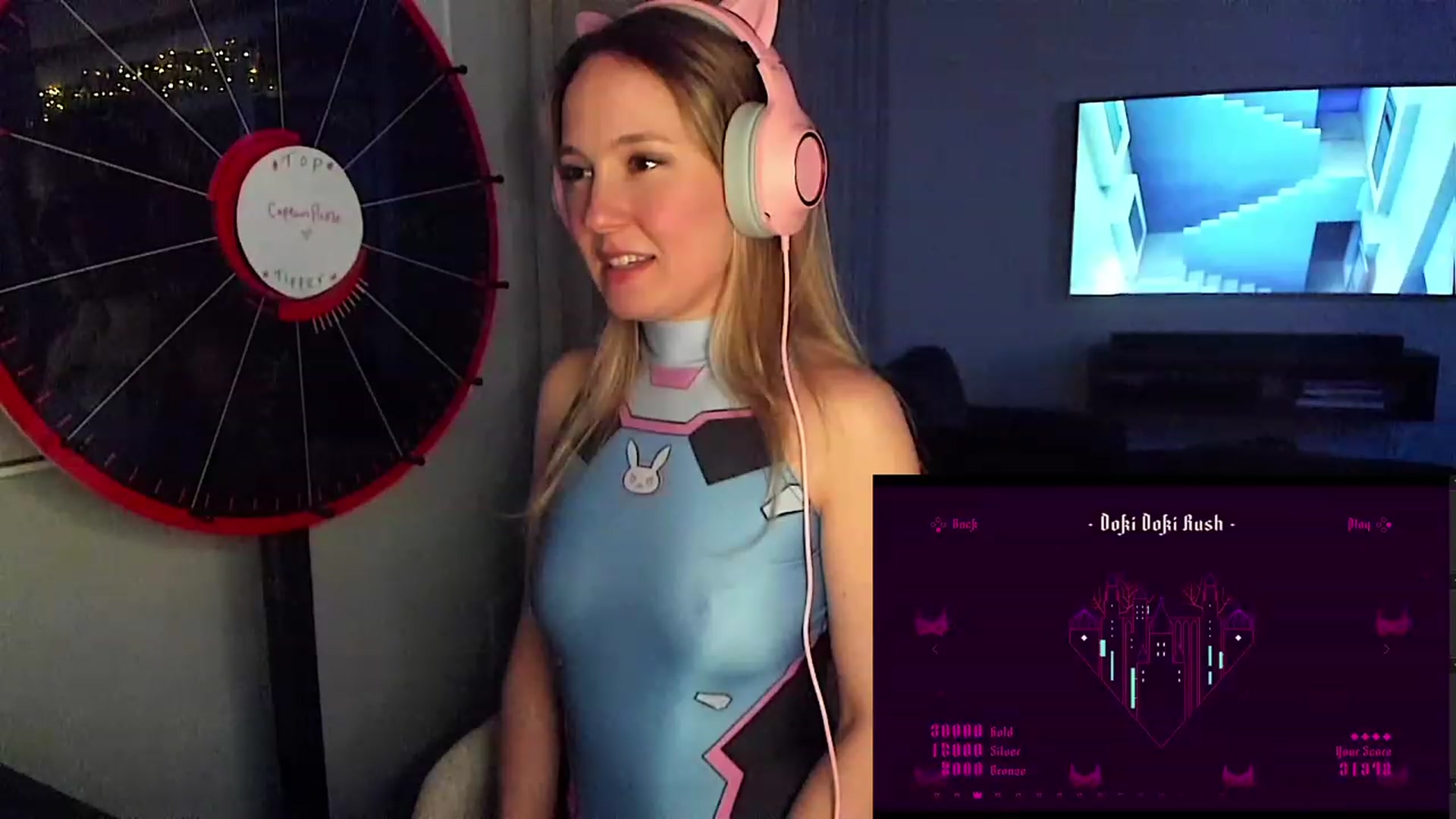 Gallery image thumbnail from LilLadyBird's myfreecams stream on, 01/08/2023, 05:33 image 13 of 20