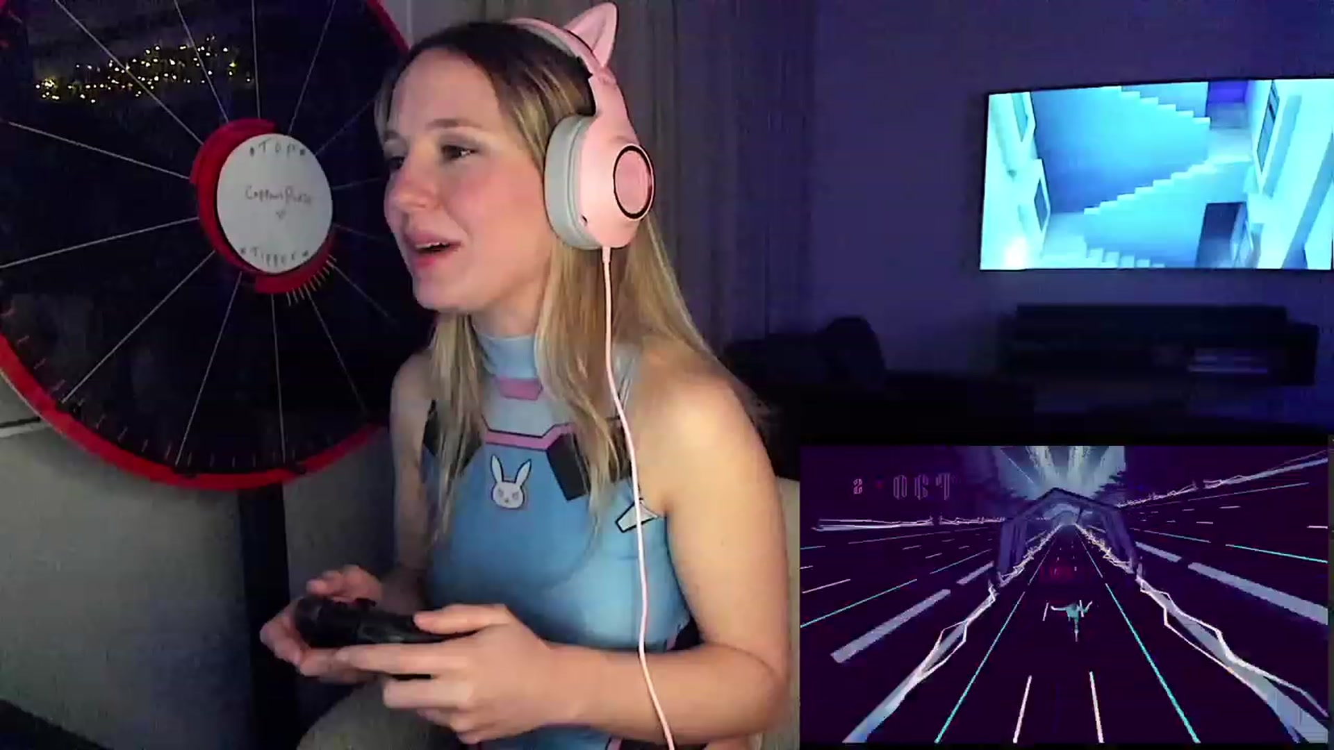 Gallery image thumbnail from LilLadyBird's myfreecams stream on, 01/08/2023, 05:33 image 8 of 20