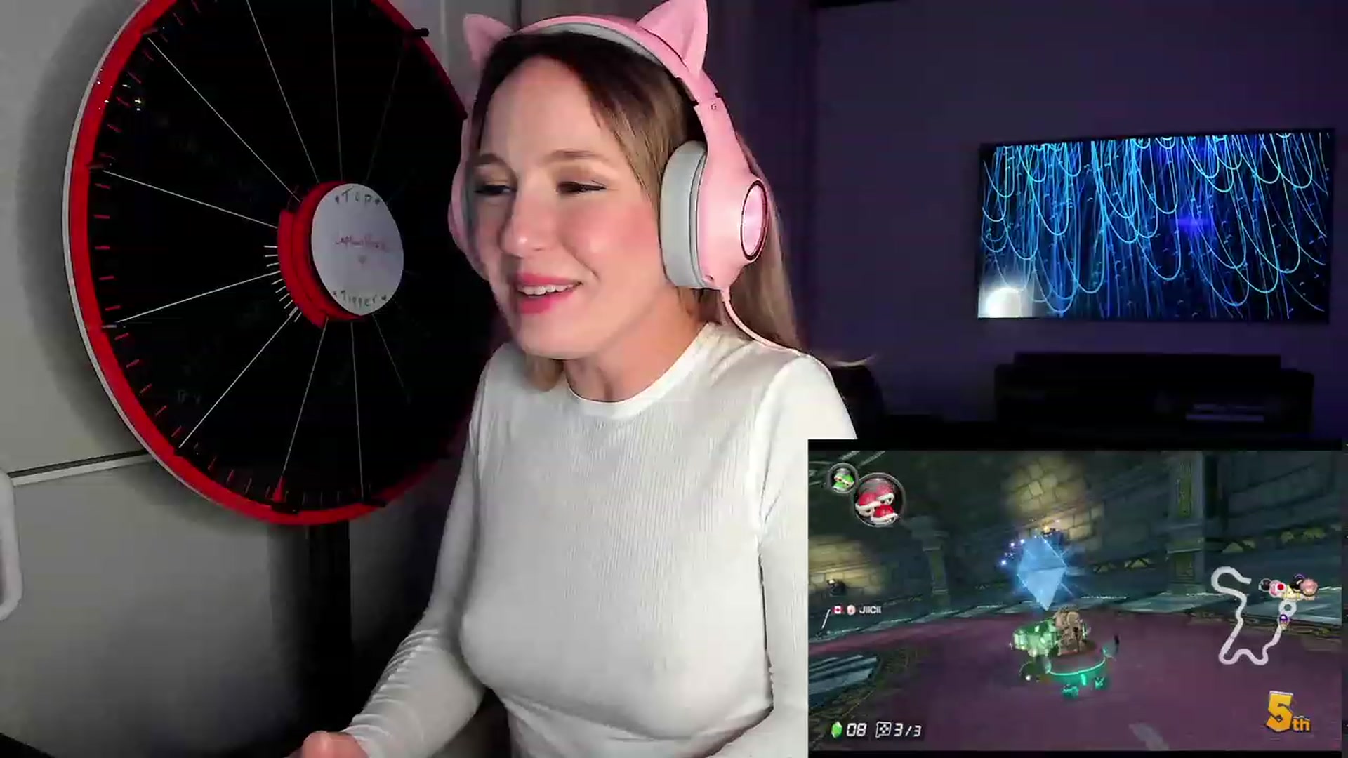 Gallery image thumbnail from LilLadyBird's myfreecams stream on, 01/10/2023, 03:35 image 17 of 20