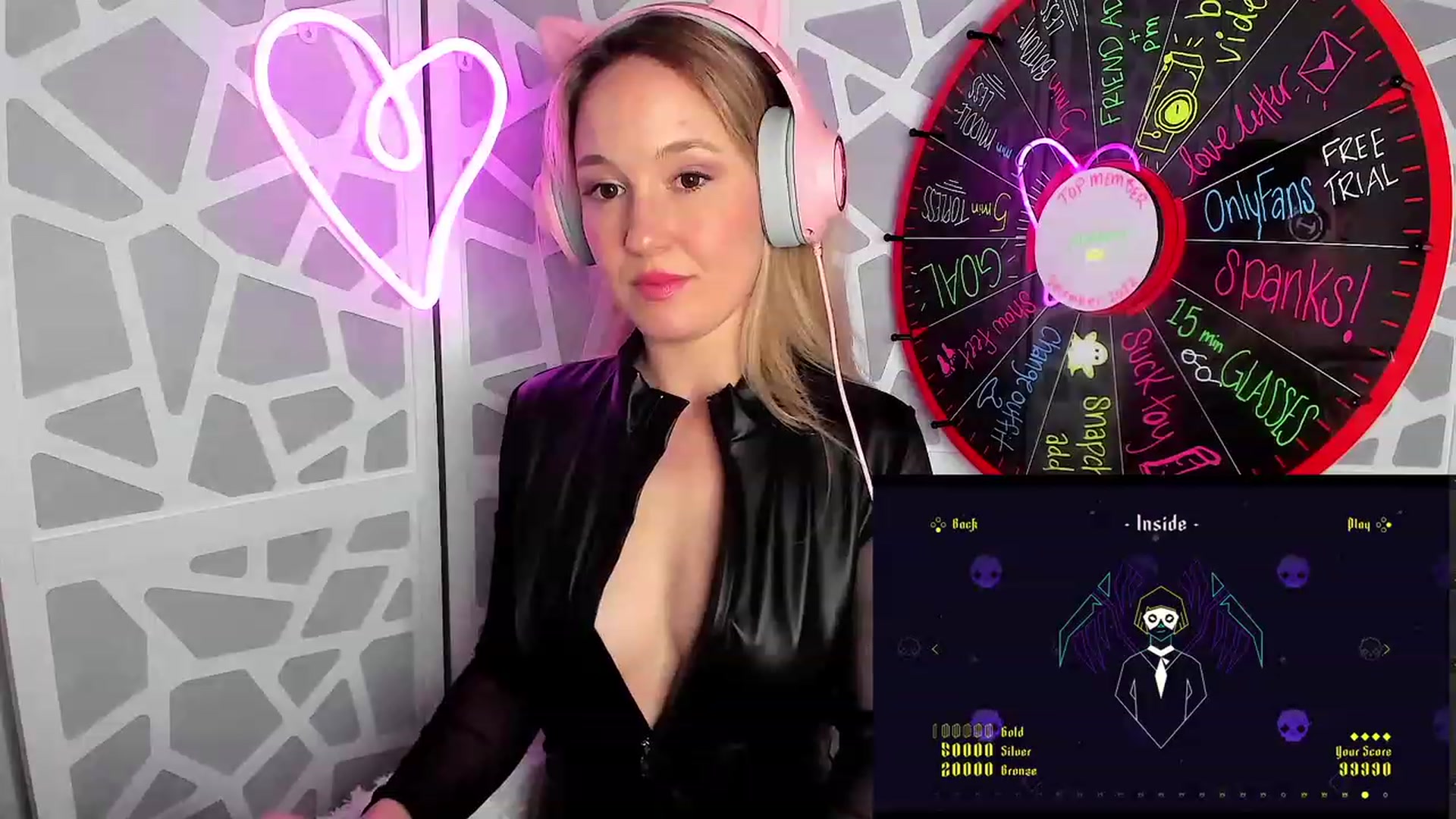 Gallery image thumbnail from LilLadyBird's myfreecams stream on, 01/16/2023, 24:15 image 17 of 20