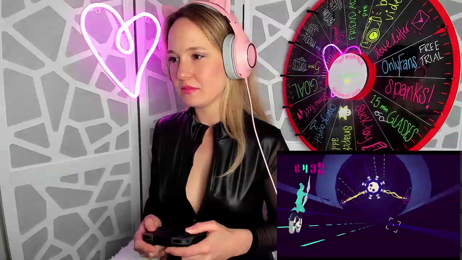 Gallery image thumbnail from LilLadyBird's myfreecams stream on, 01/16/2023, 24:15 image 2 of 20