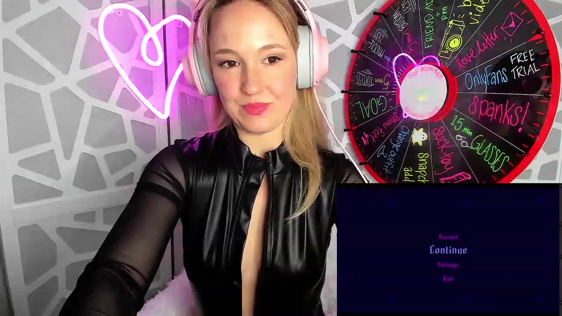 Gallery image thumbnail from LilLadyBird's myfreecams stream on, 01/16/2023, 24:15 image 8 of 20