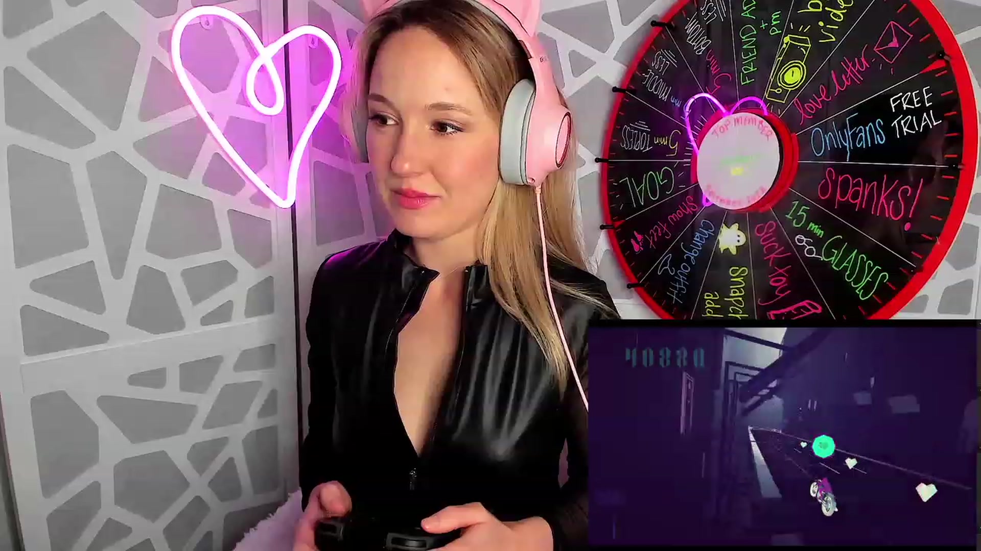 Gallery image thumbnail from LilLadyBird's myfreecams stream on, 01/16/2023, 24:31 image 10 of 20