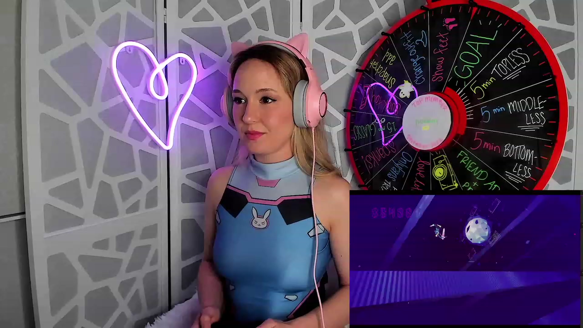Gallery image thumbnail from LilLadyBird's myfreecams stream on, 01/18/2023, 03:39 image 13 of 20