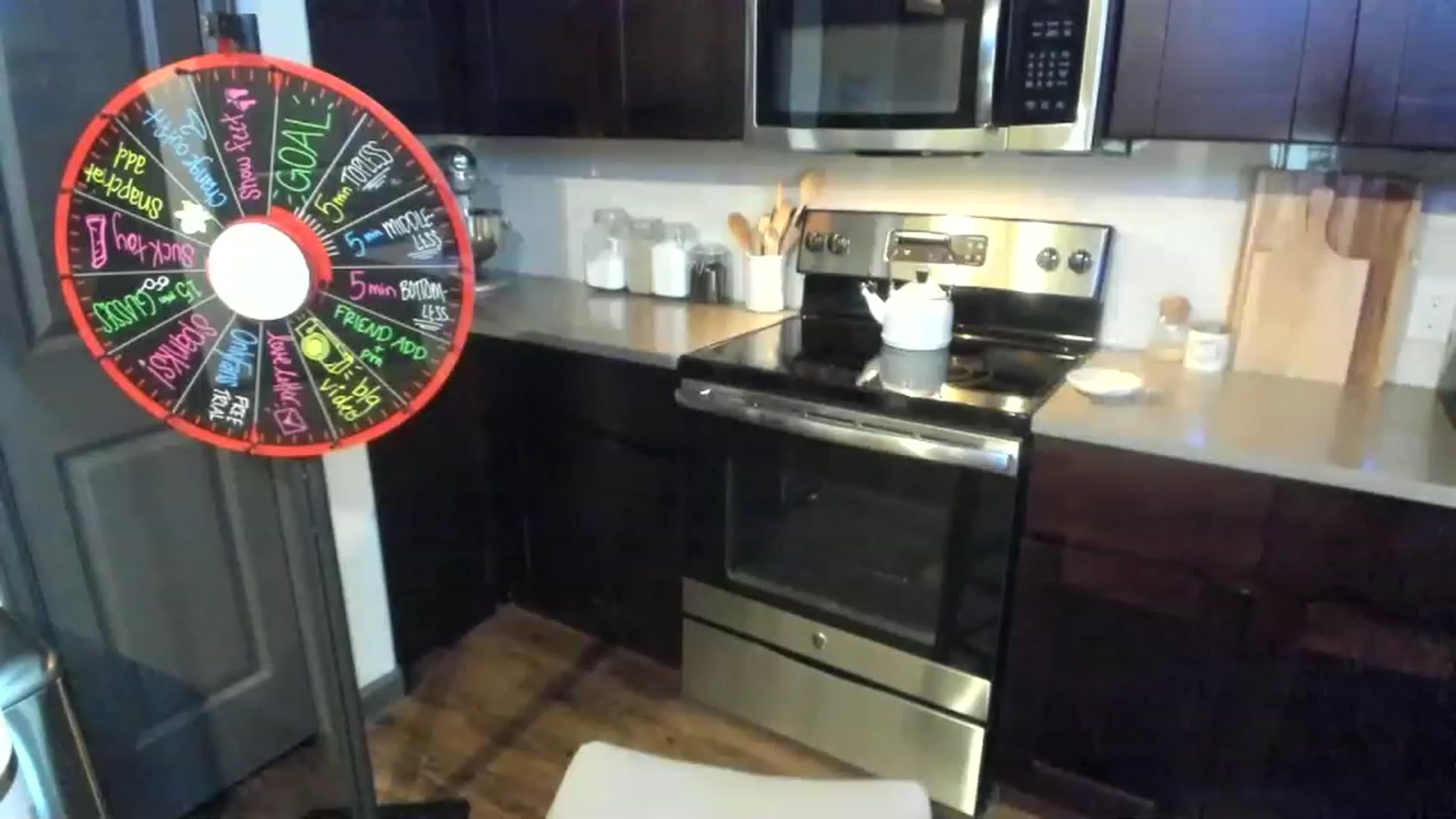 Gallery image thumbnail from LilLadyBird's myfreecams stream on, 01/29/2023, 17:42 image 8 of 20