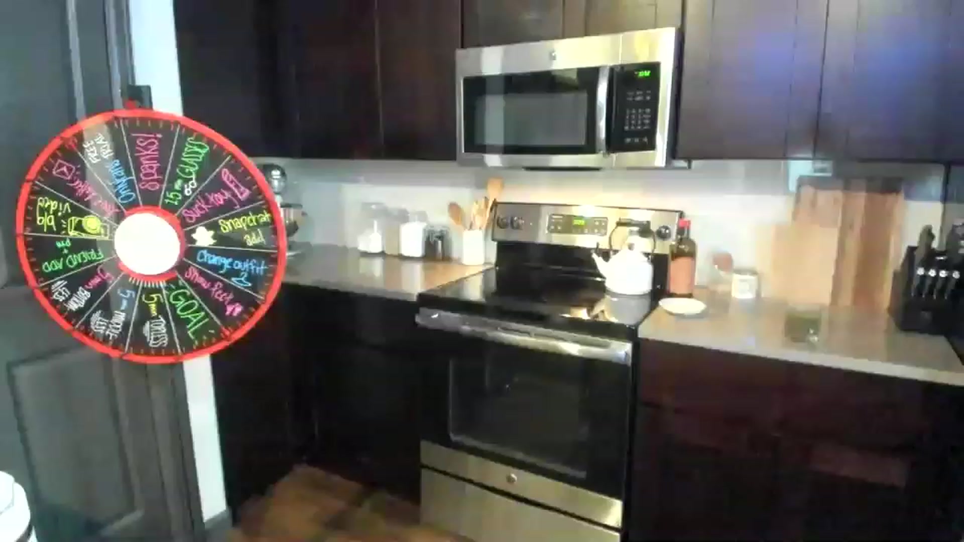 Gallery image thumbnail from LilLadyBird's myfreecams stream on, 01/29/2023, 17:42 image 1 of 20