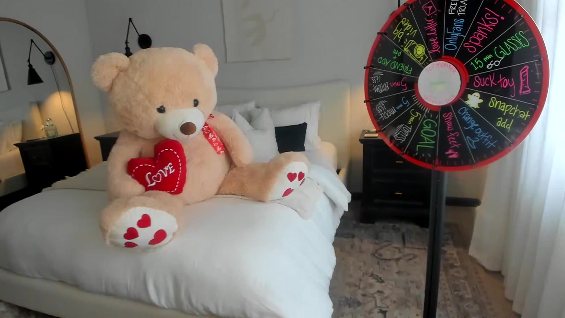 Gallery image thumbnail from LilLadyBird's myfreecams stream on, 02/03/2023, 19:00 image 11 of 20