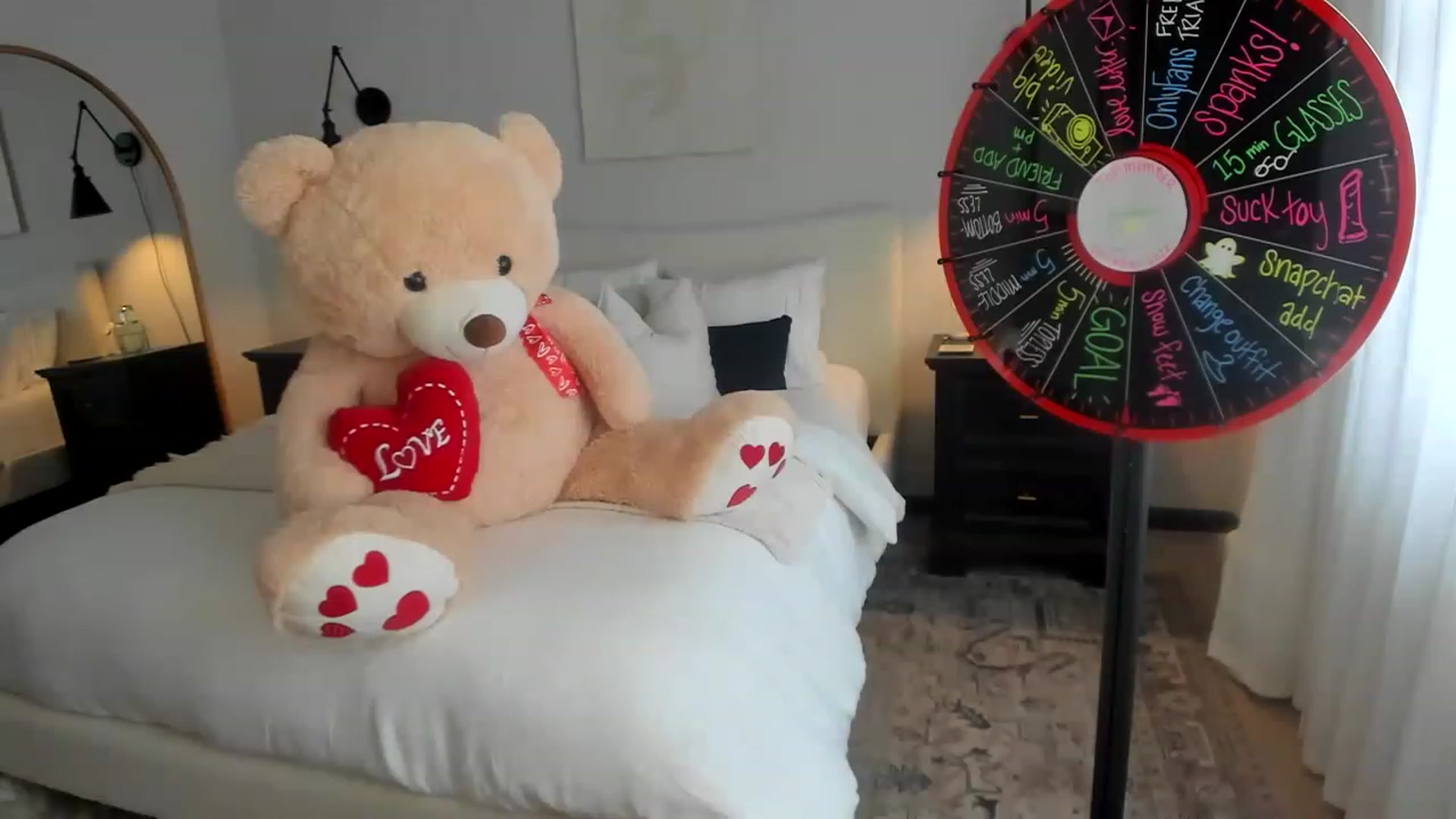 Gallery image thumbnail from LilLadyBird's myfreecams stream on, 02/03/2023, 19:00 image 14 of 20